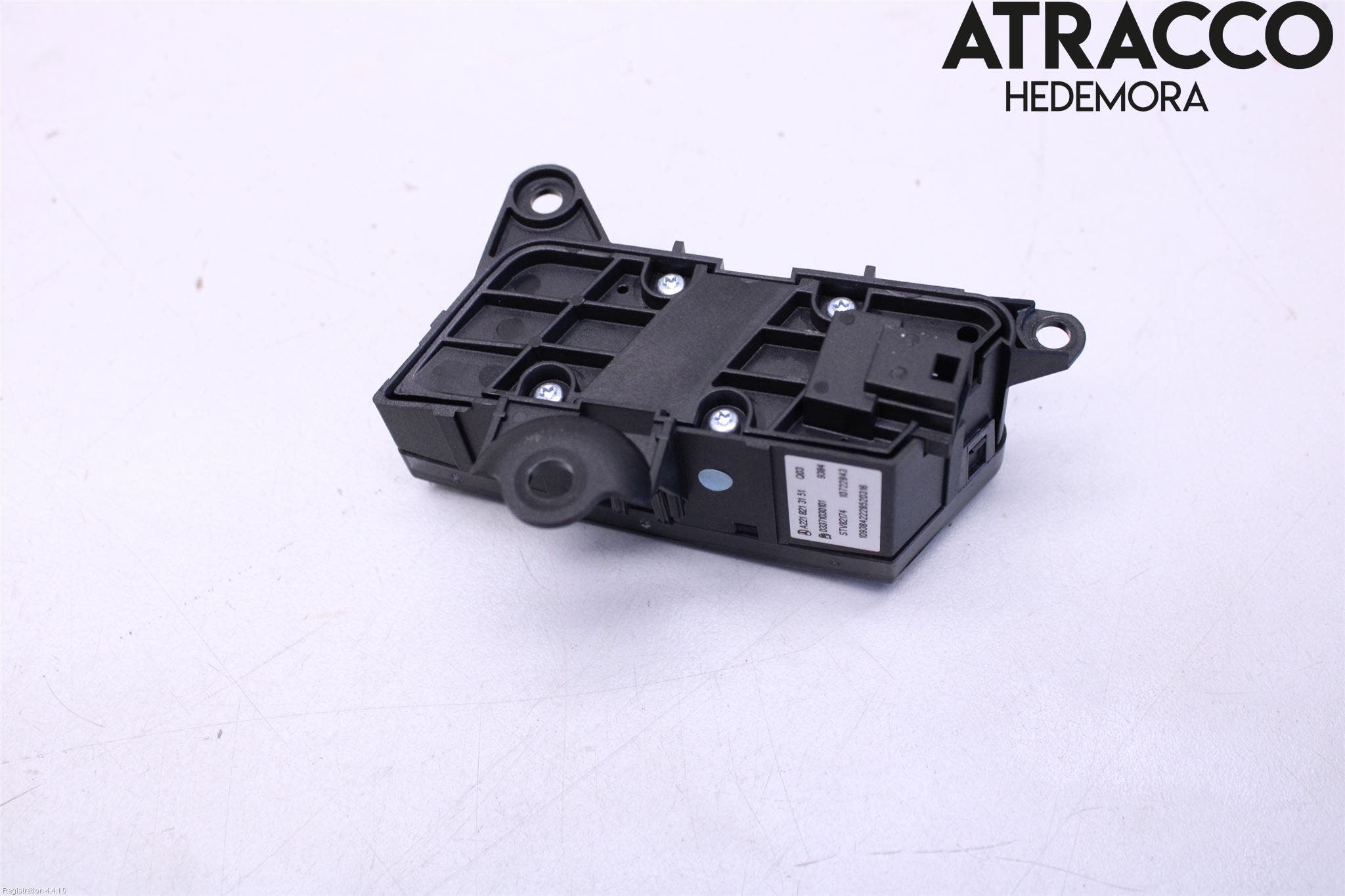 Mercedes-Benz MB S-KLASS (W221) 05-13 Strömställare Centrallås