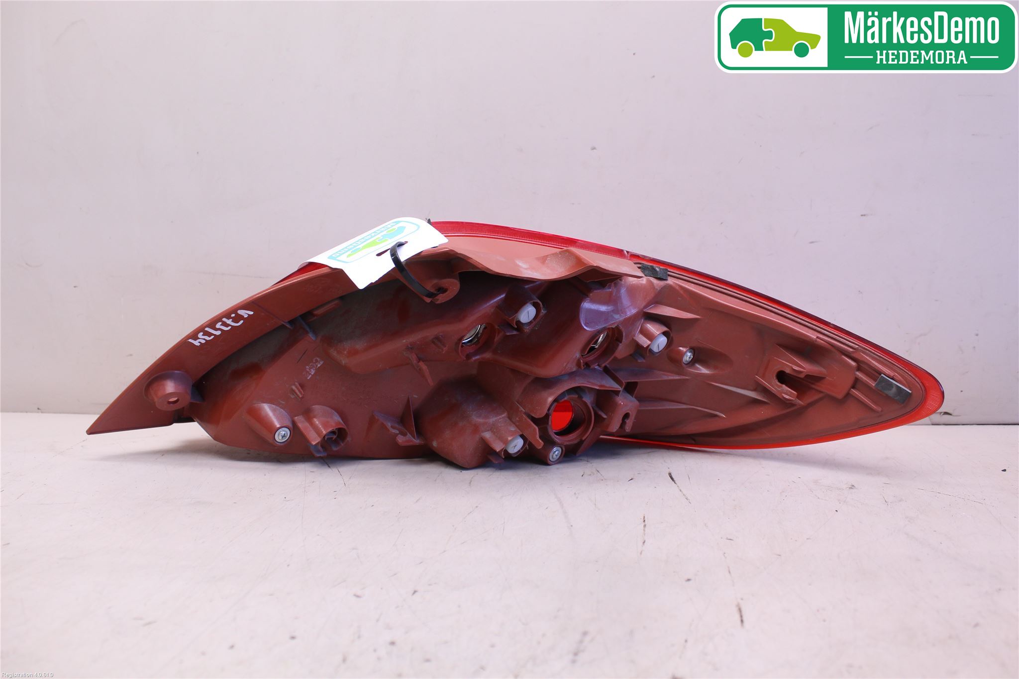 Mazda 2 (DE) 08-15 Bakljus Vänster