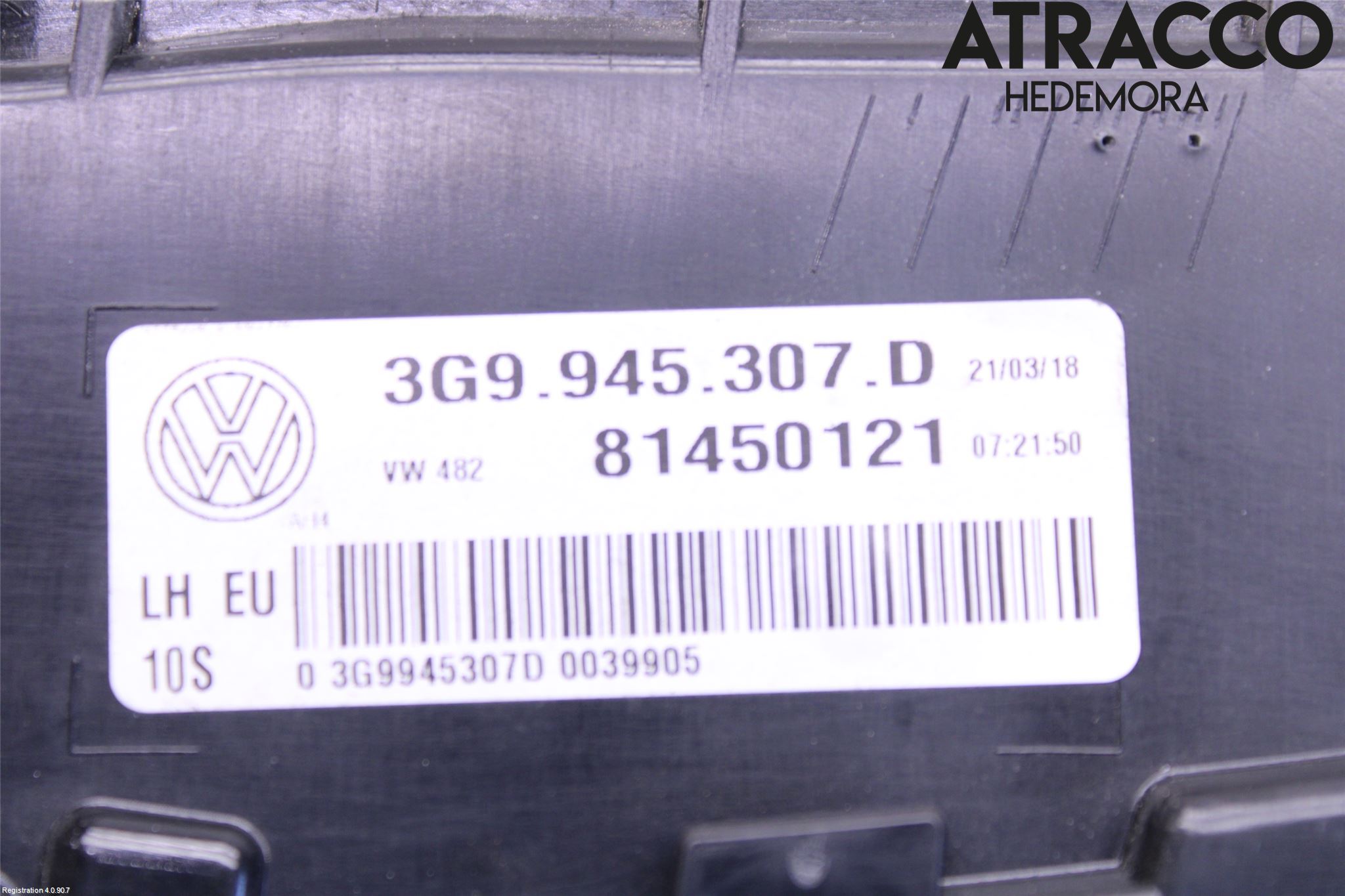 Volkswagen VW PASSAT 15-19 Bakljus Lucka Vä