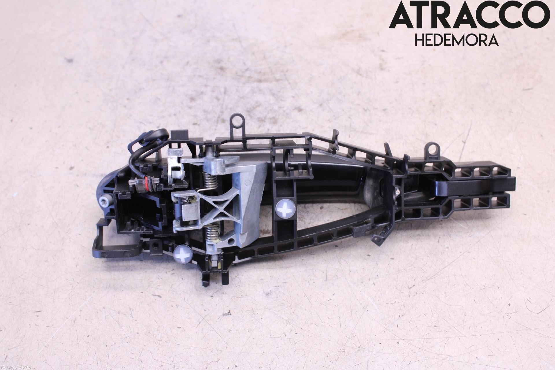 BMW 3 F30/F31/F80 12-19 Dörrhandtag Yttre Hö