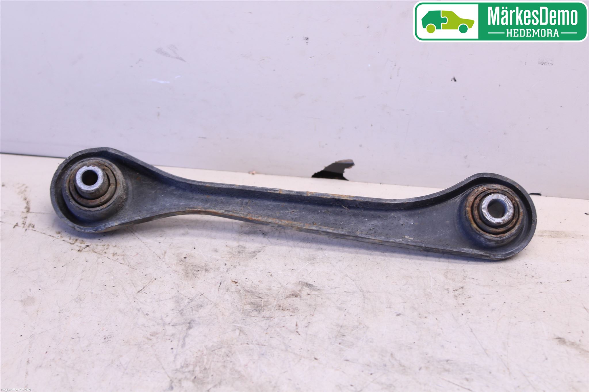 Volkswagen VW TIGUAN 07-16 Bärarm Bak Höger