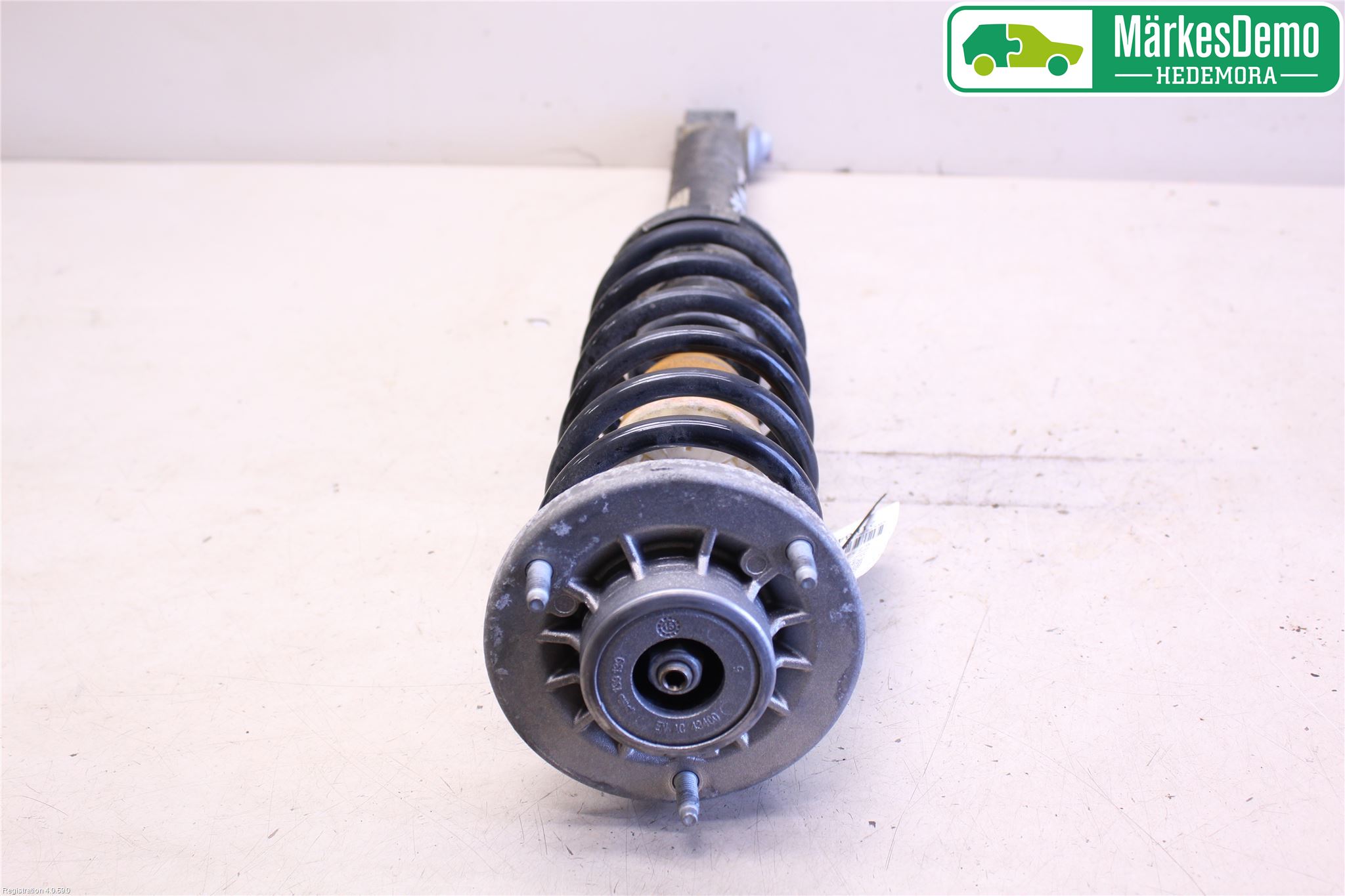 BMW 5 F10/F11/F18 09-17 Fjäderben Bak Vänster