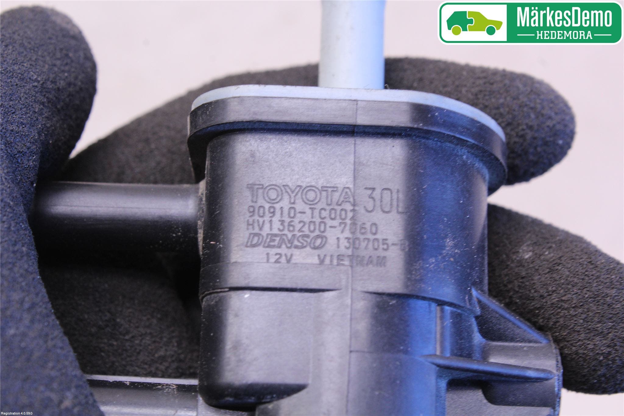 Toyota YARIS XP130 12-14 Vakuumventil