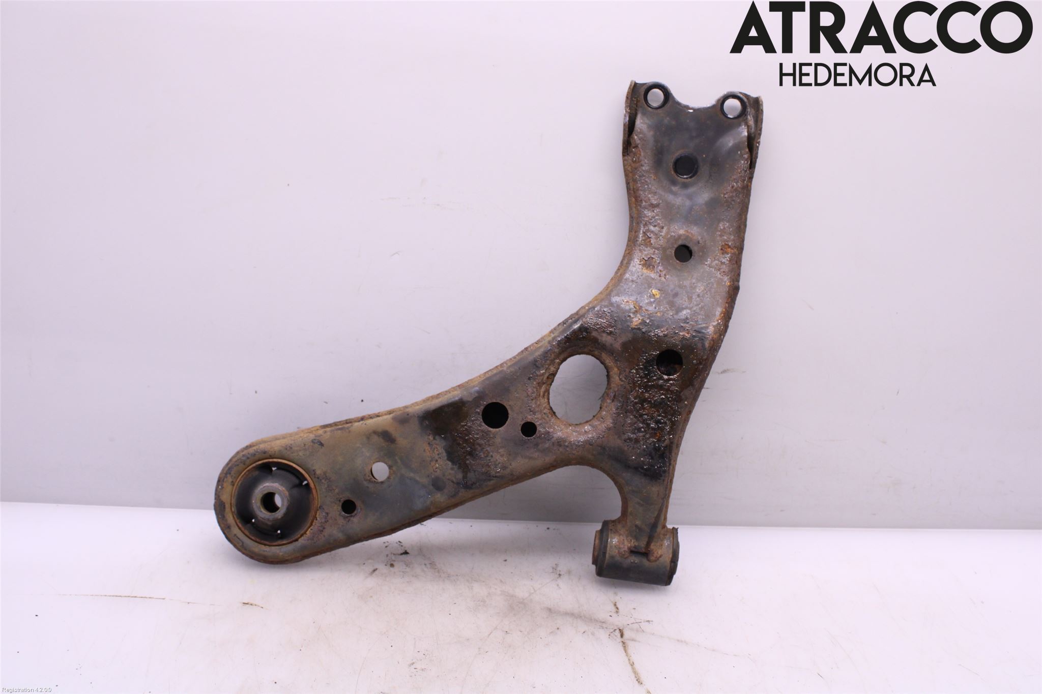 Toyota AVENSIS 16-18 Bärarm Fram Undre Hö