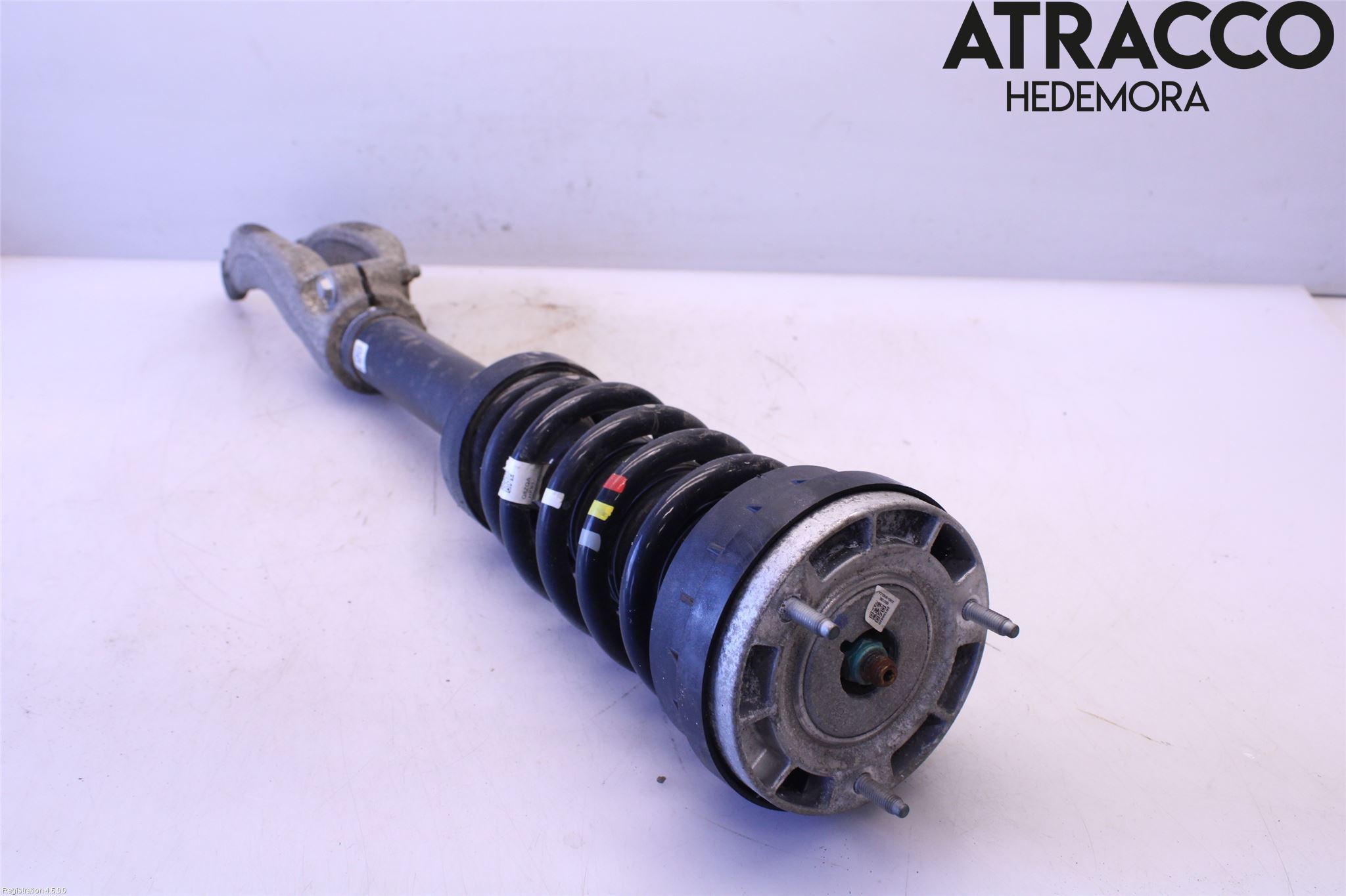 Jaguar F-PACE Fjäderben Fram Höger