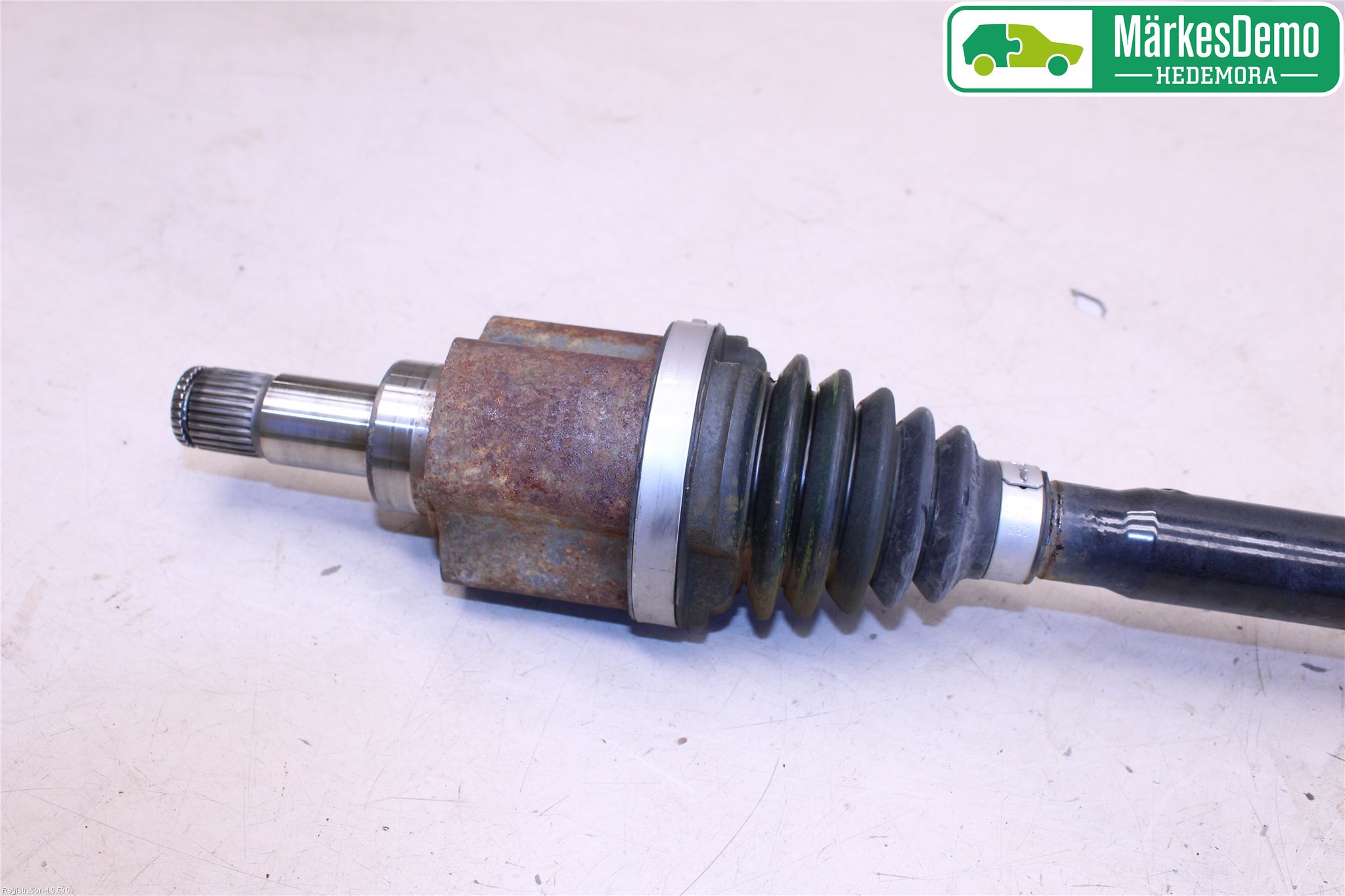 Seat Mii / Mii electric Drivaxel Fram Höger