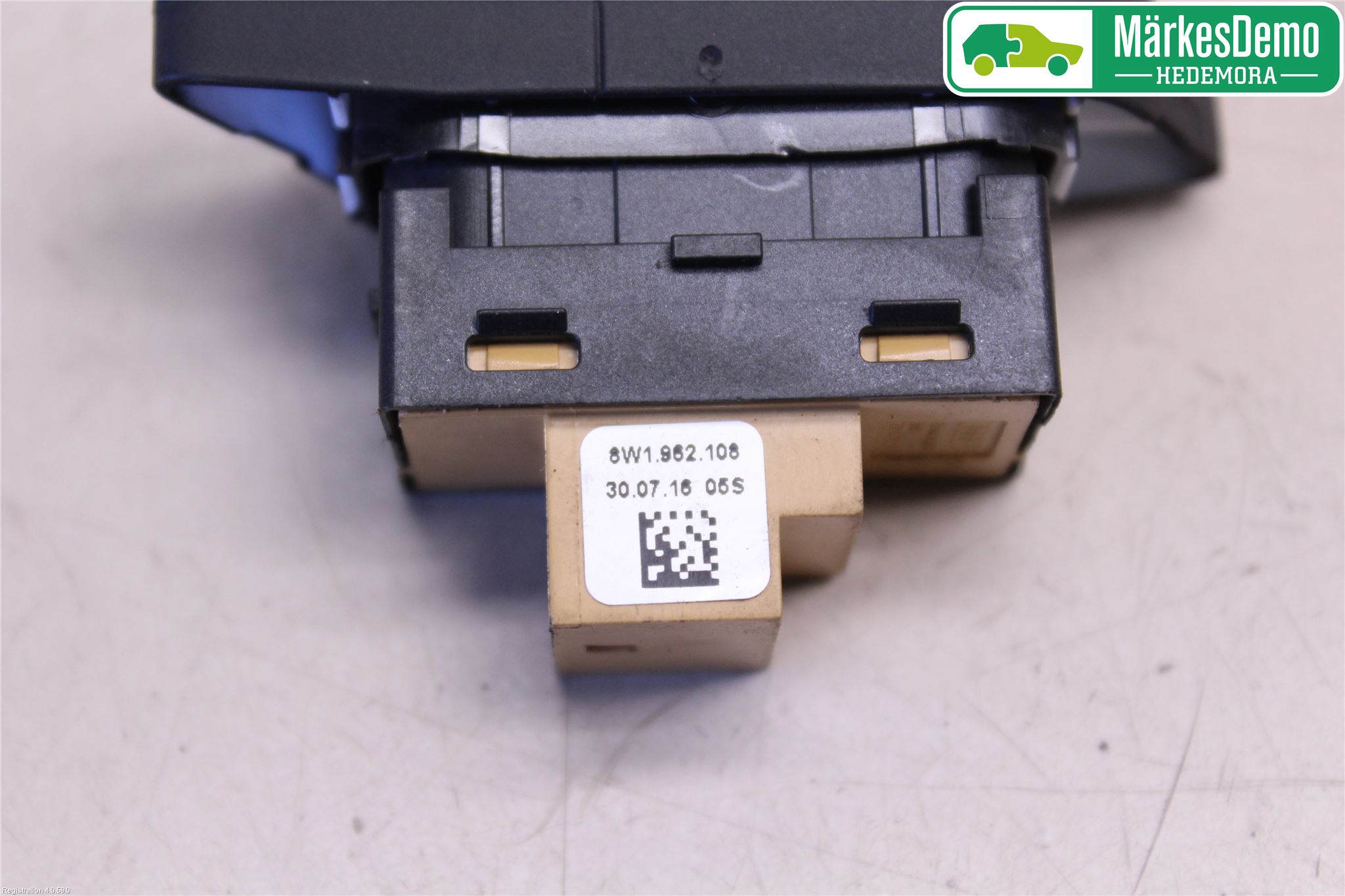 Audi A4/S4 B9 16-19 Strömställare Centrallås