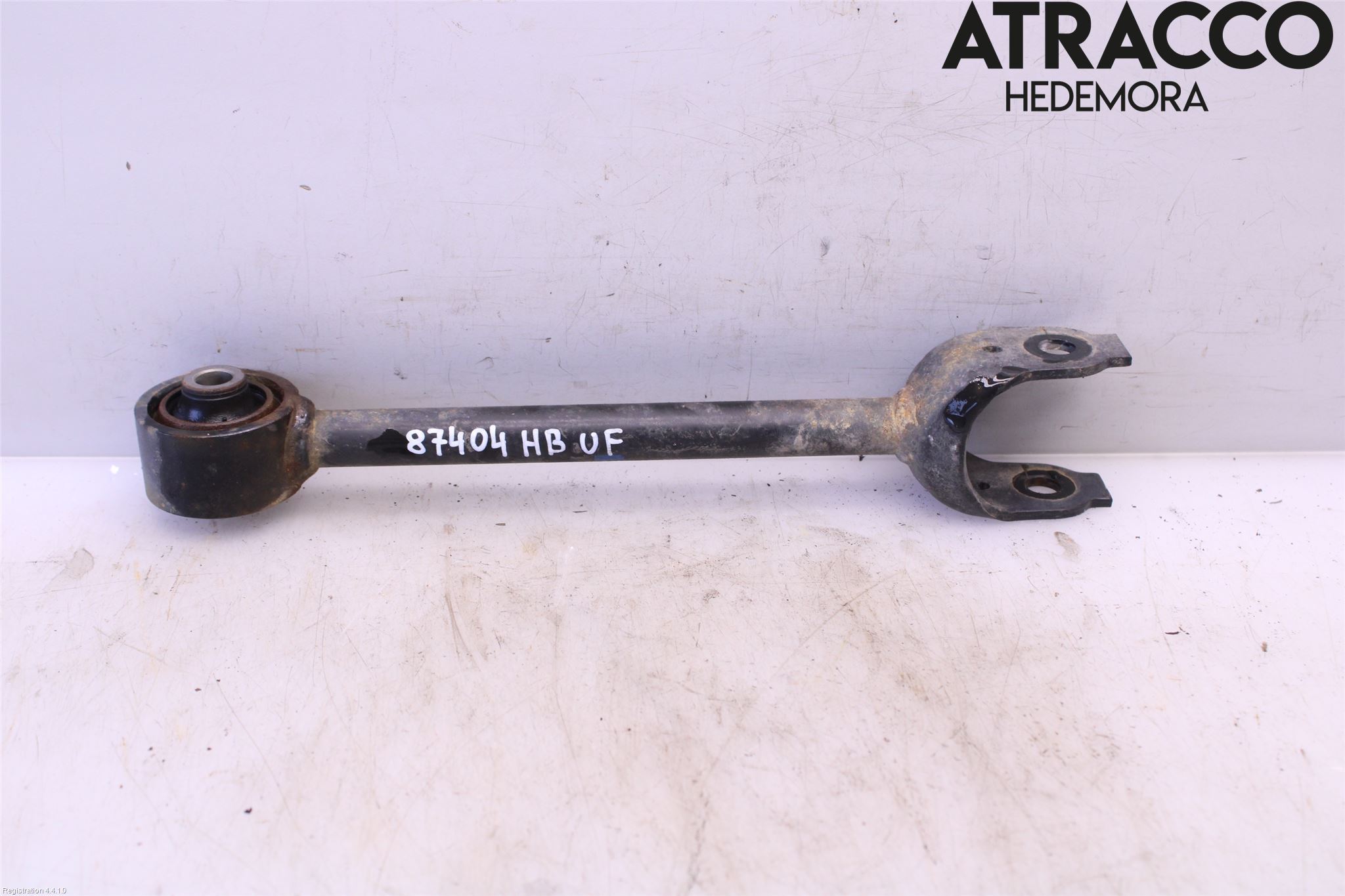 Toyota COROLLA CROSS XG10 22- Bärarm Bak Höger