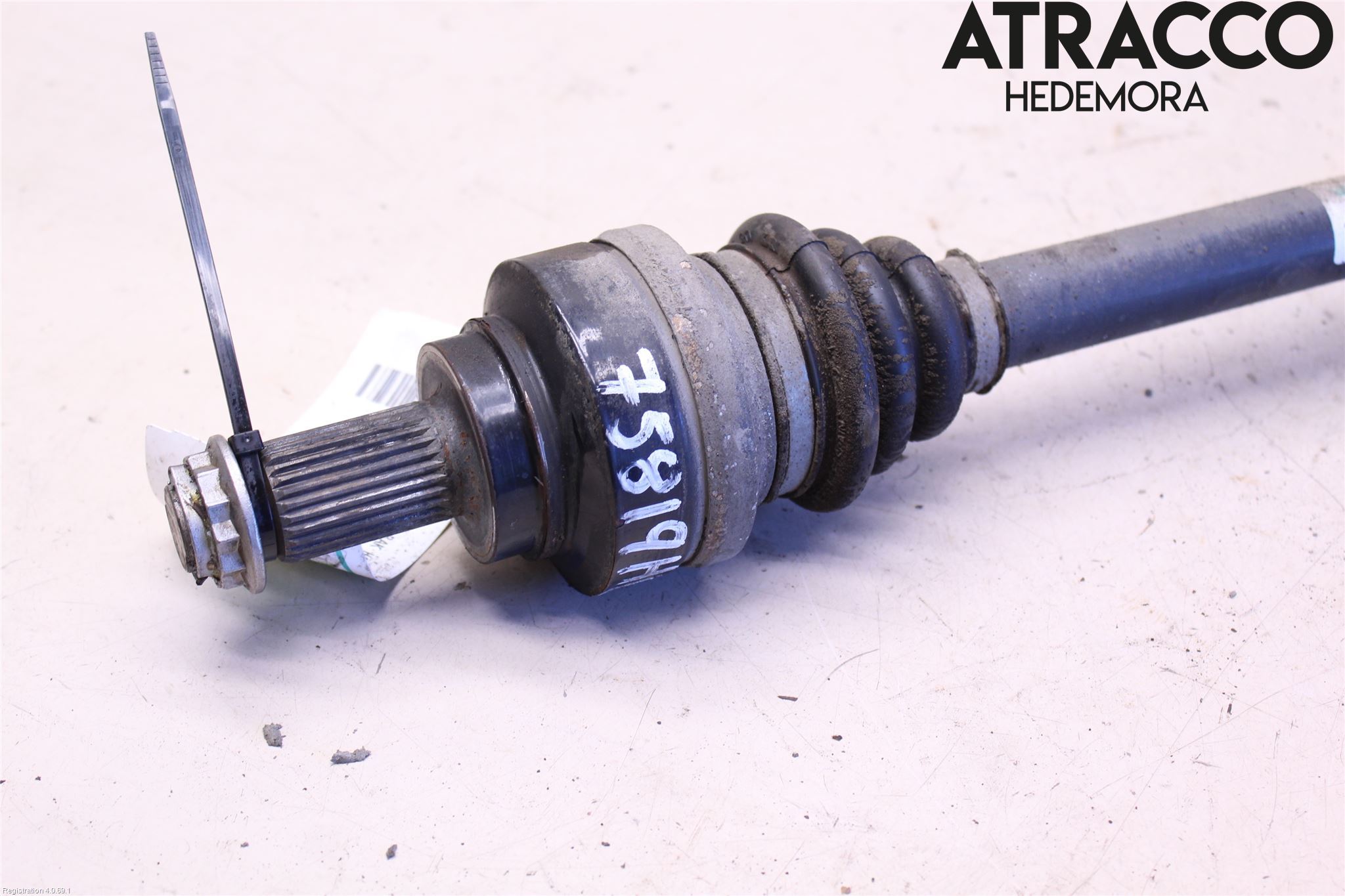 BMW 3 F30/F31/F80 12-19 Drivaxel Bak Höger