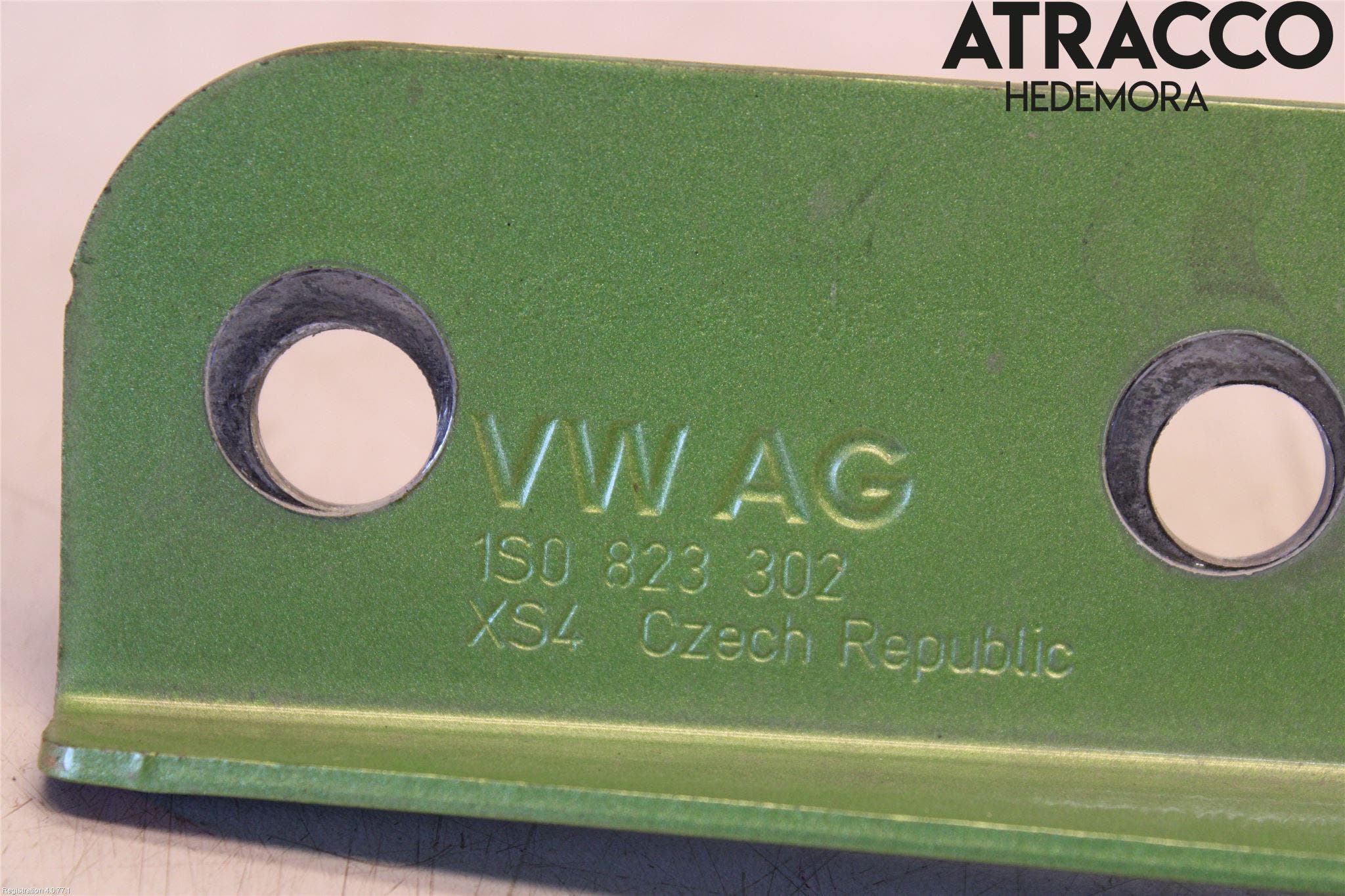 Skoda CITIGO / CITIGO E IV Huvgångjärn