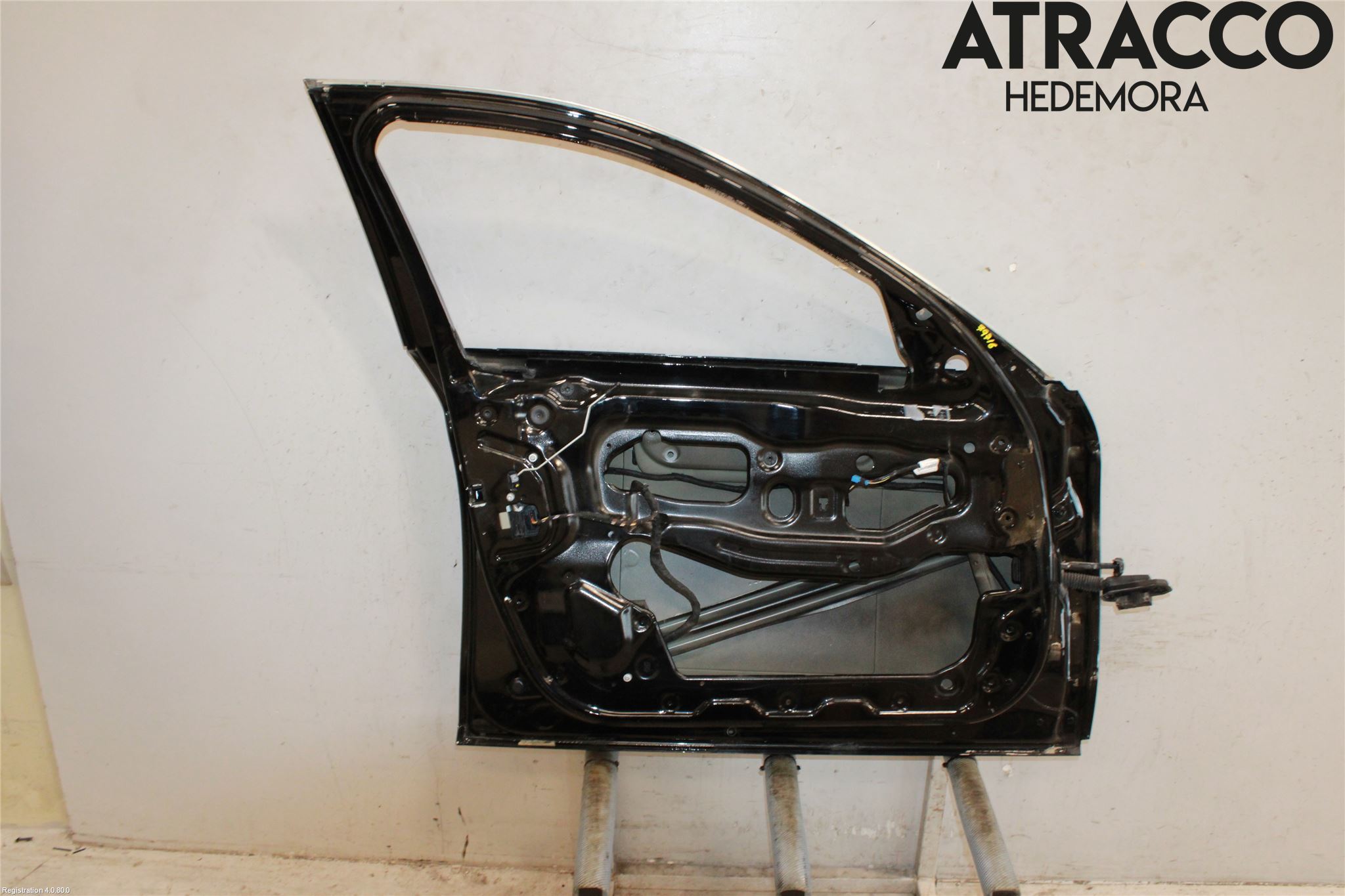 BMW 5 F10/F11/F18 09-17 Dörr Fram Vänster