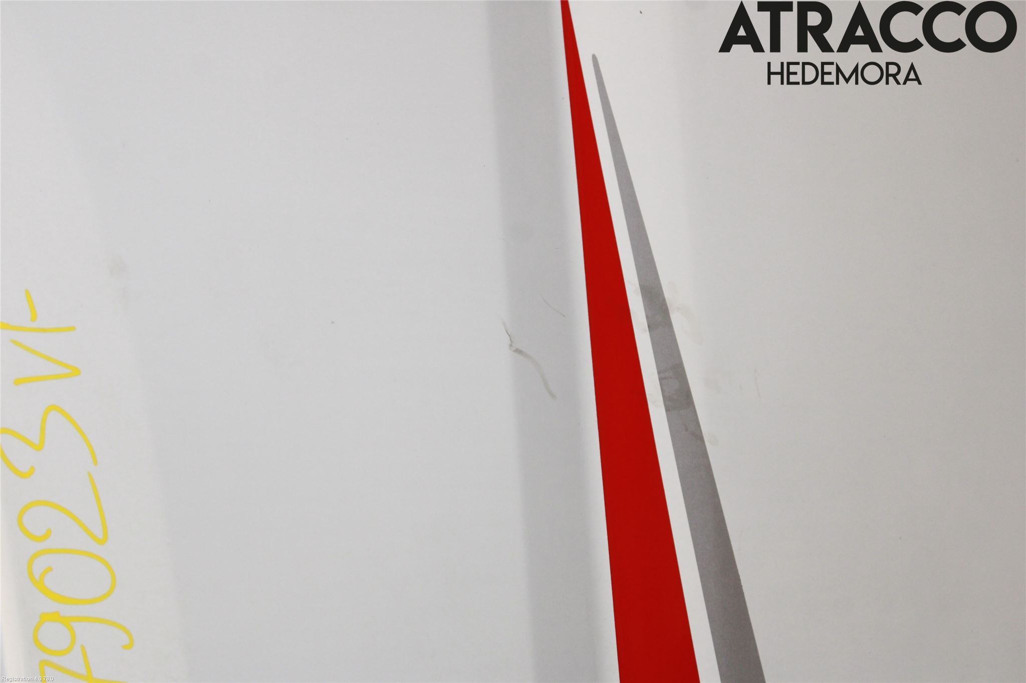 Husbil, husvagn HUSBIL CLASSIC Dörr Fram Vänster