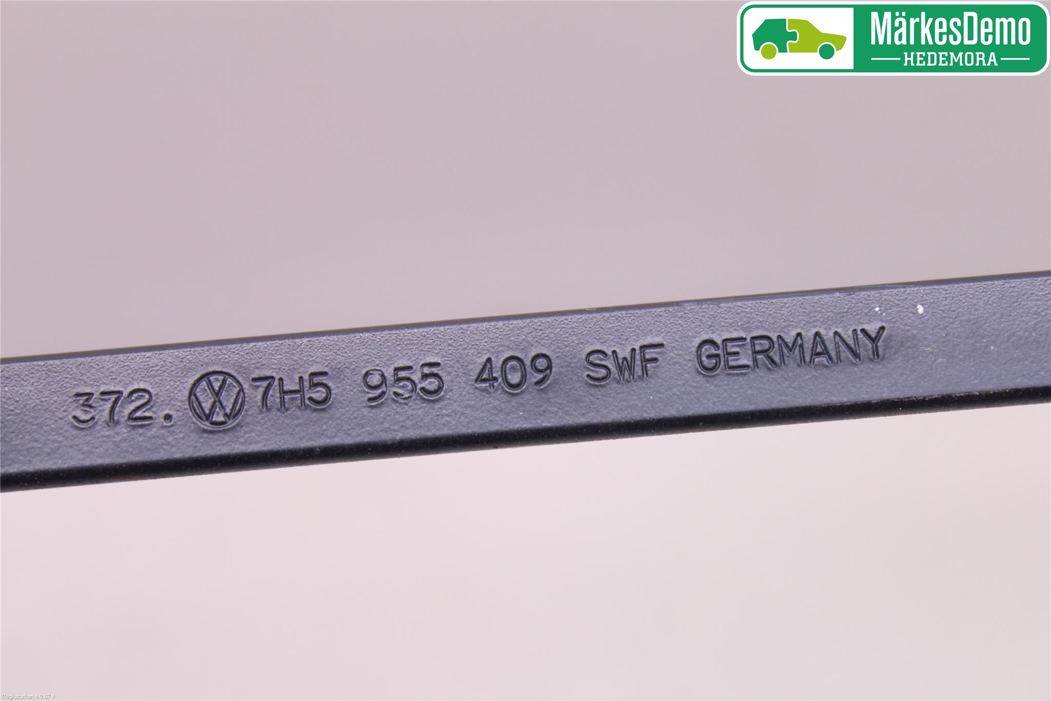 Volkswagen VW TRANSP/CARAVELLE (T5) 04-15 Torkararm Armar Vindruta