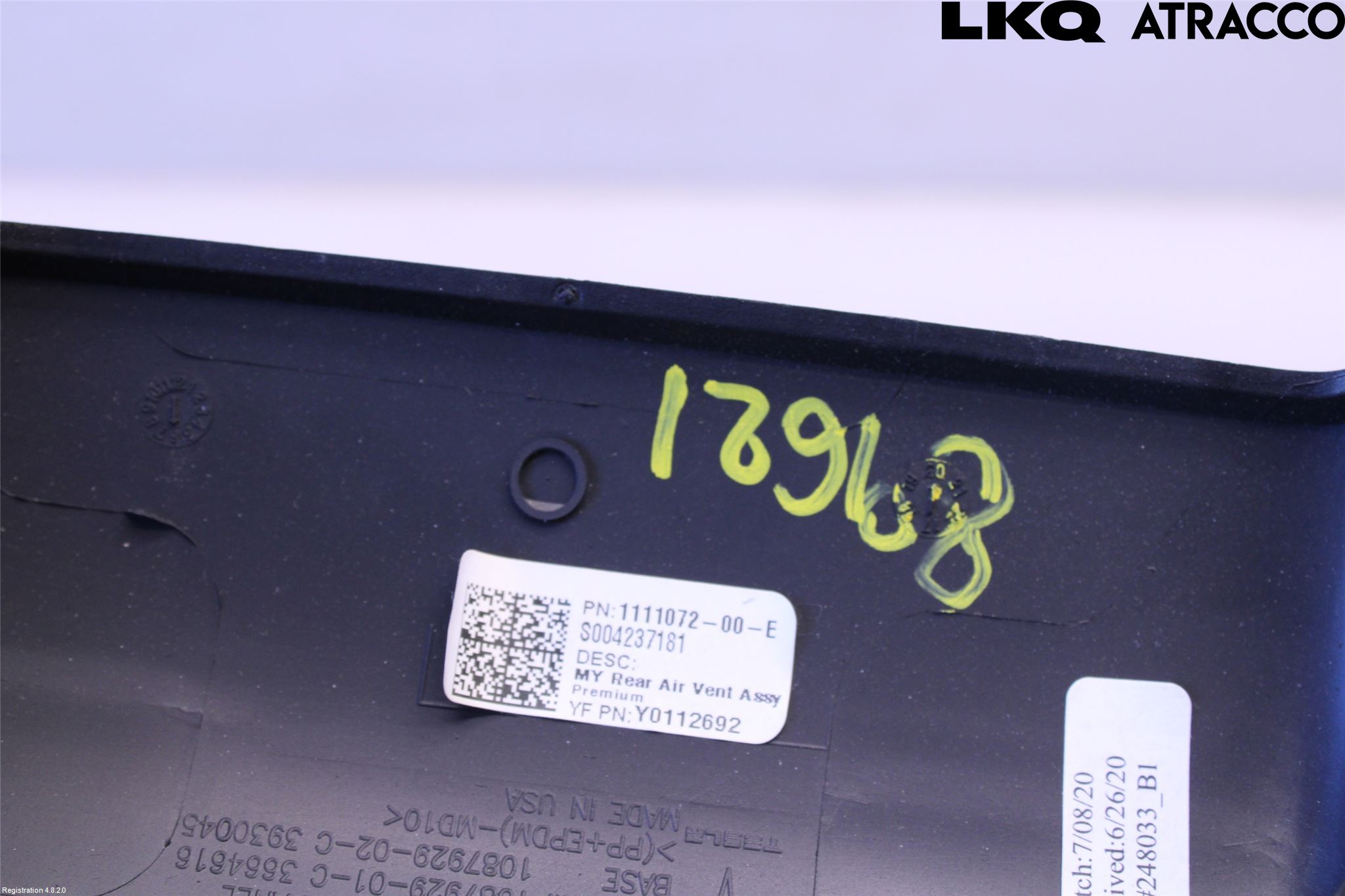 Tesla MODEL 3 17- Instrument-Radio Sarg