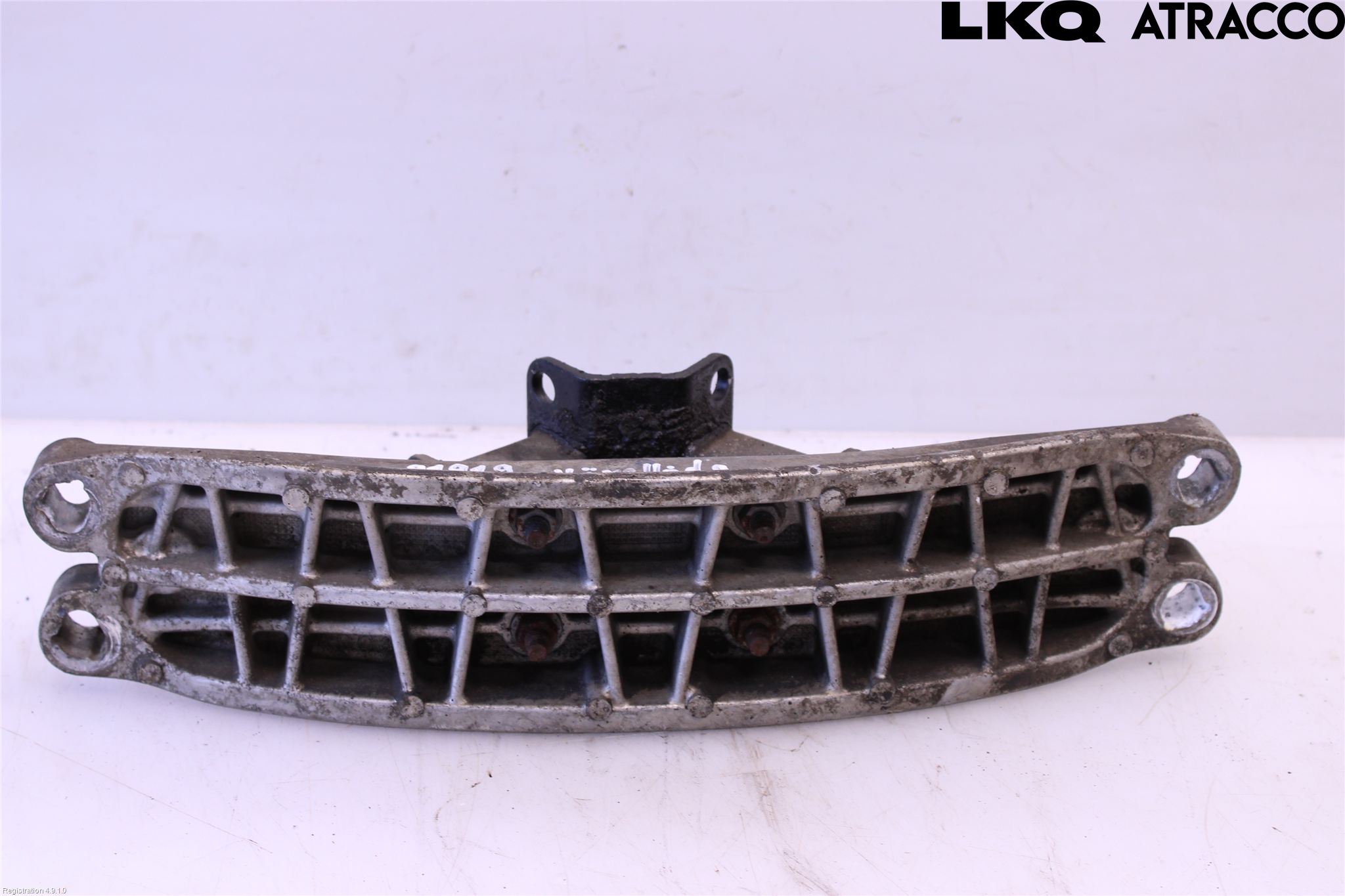 Lexus IS 220d/250/350 06-13 Växellådsbalk