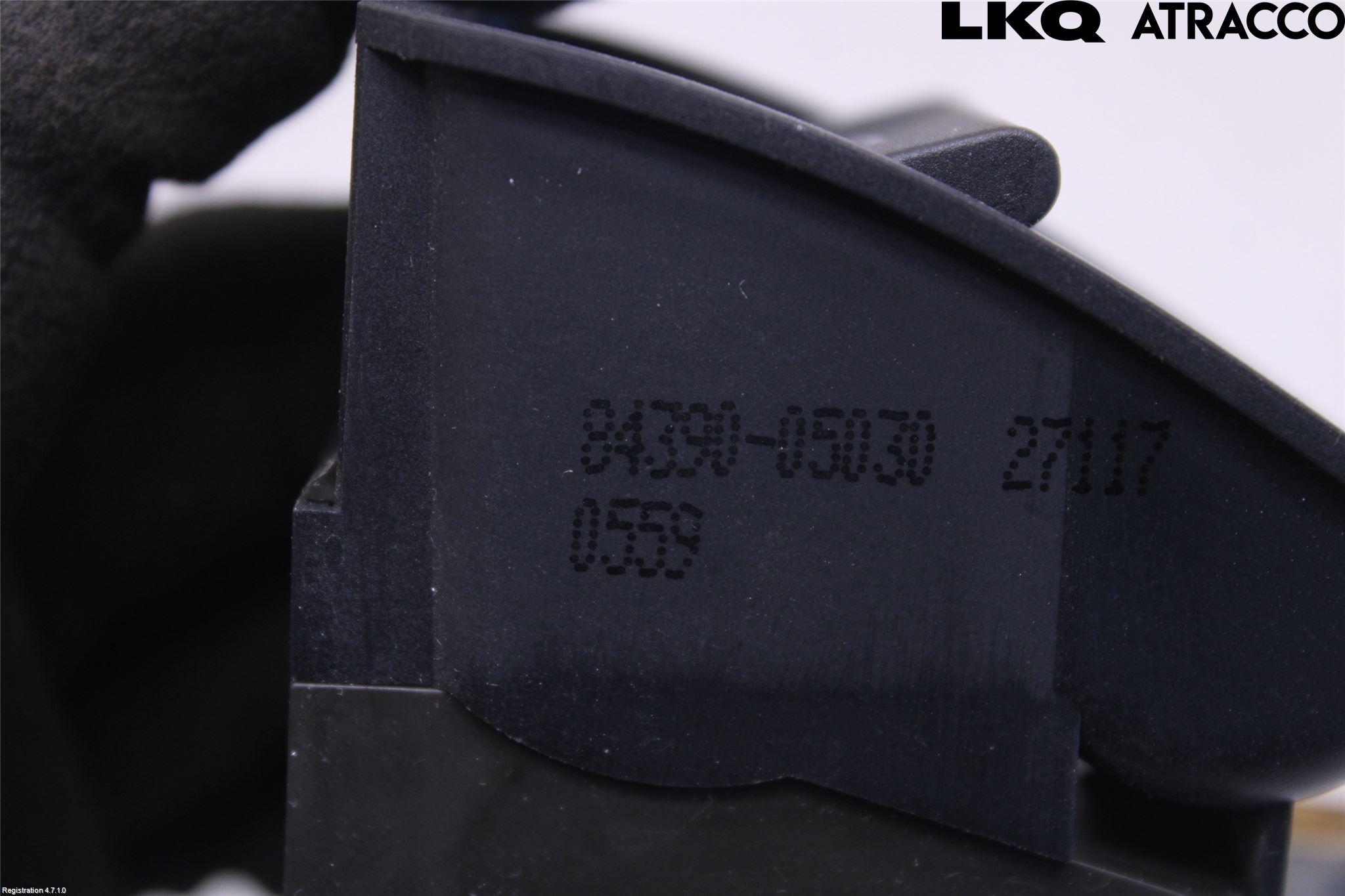 Toyota AVENSIS 16-18 Parkeringsbroms Elmanövrerad