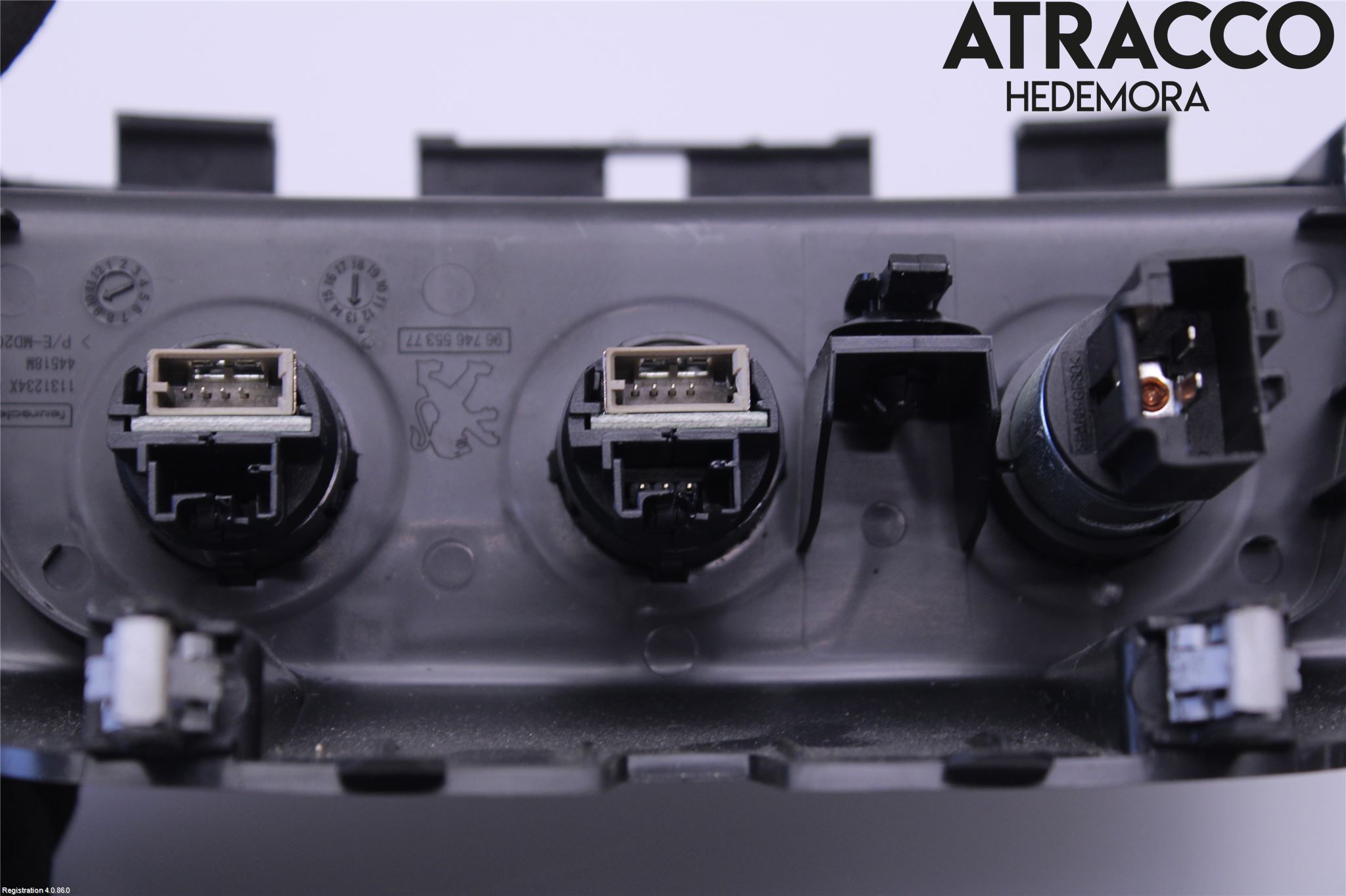 Peugeot 208 12-15 Usb Connection