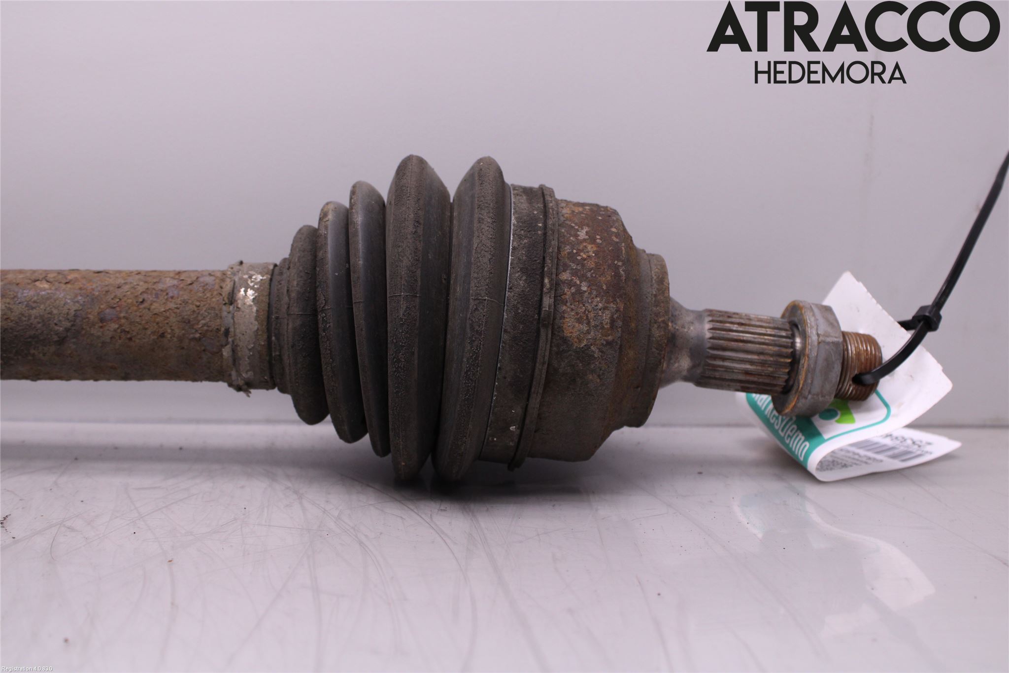 Peugeot PARTNER 08-15 Drivaxel Fram Höger