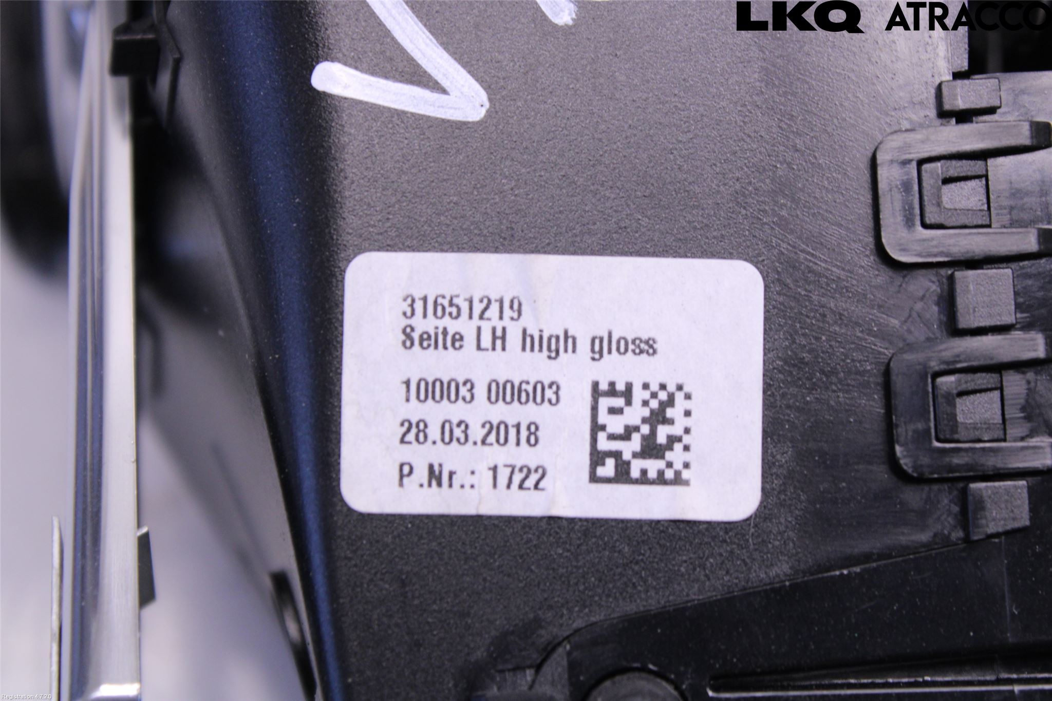 Volvo V90 17->> Defrosterkanal-Munstycke