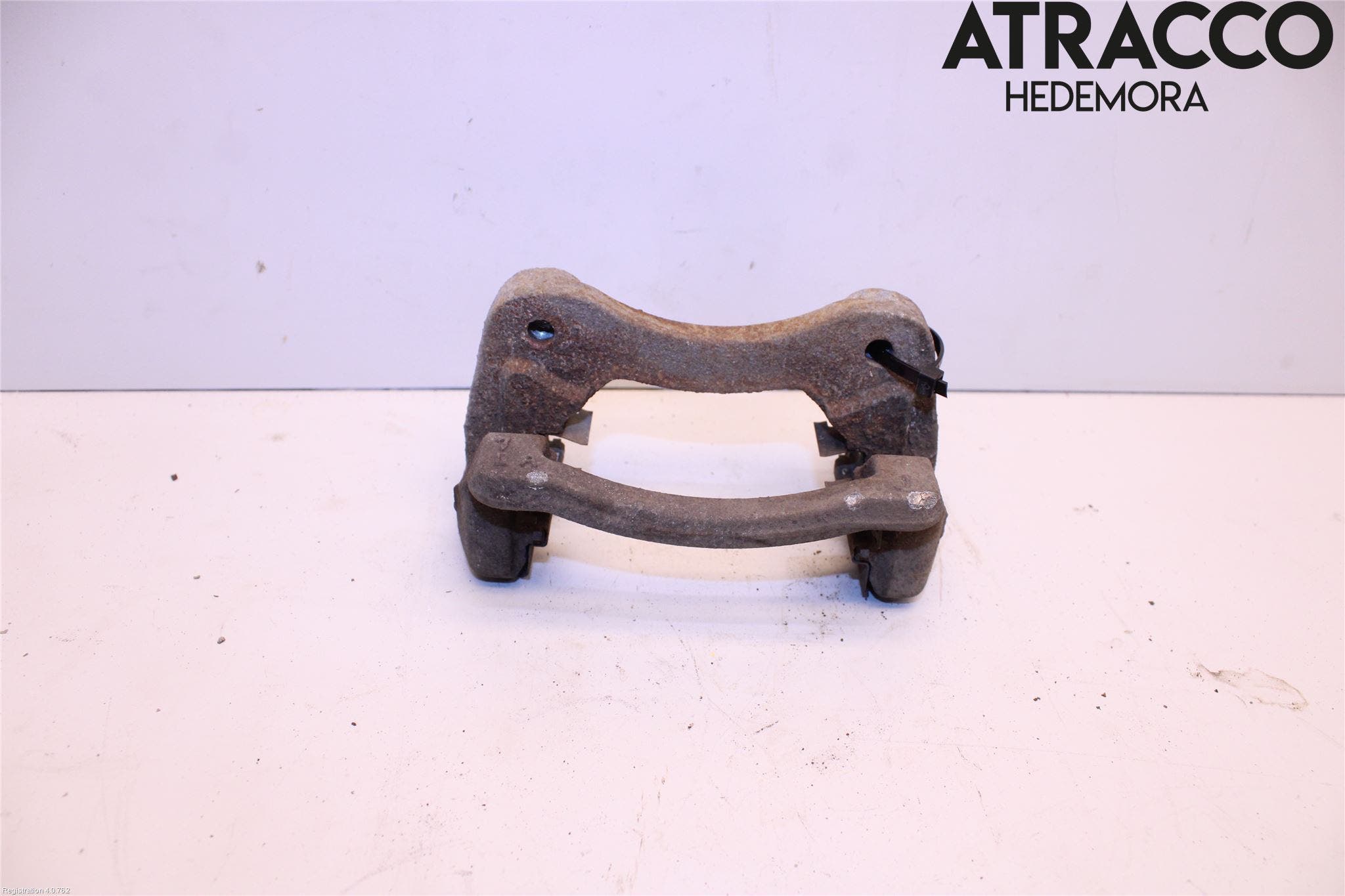 Hyundai IONIQ AE 17-22 Bromsokshållare