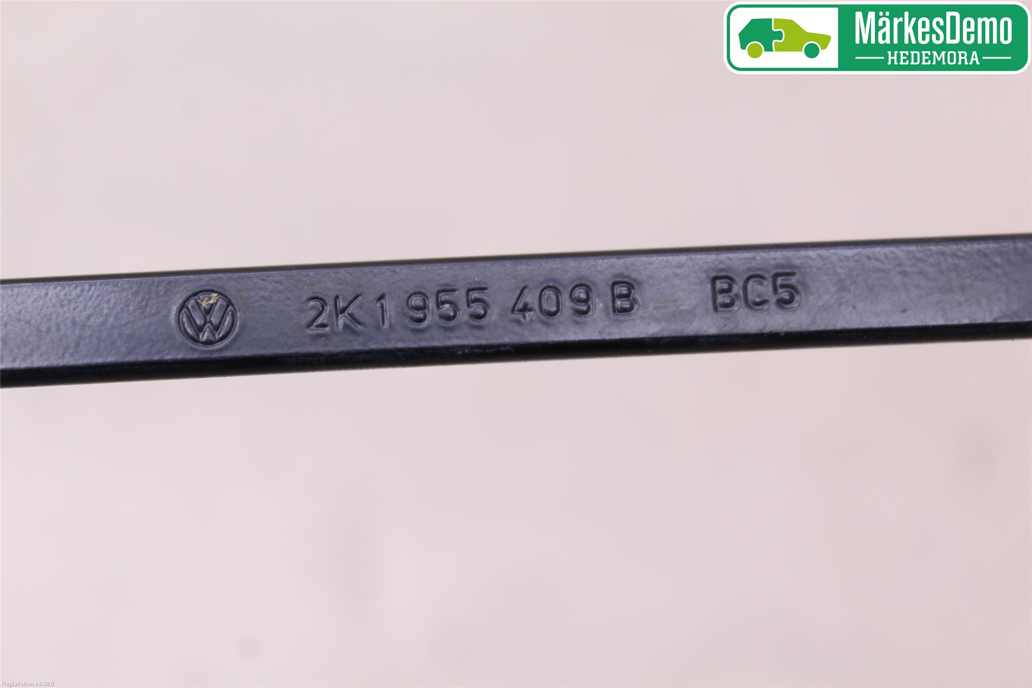 Volkswagen VW CADDY 11-15 Torkararm Armar Vindruta