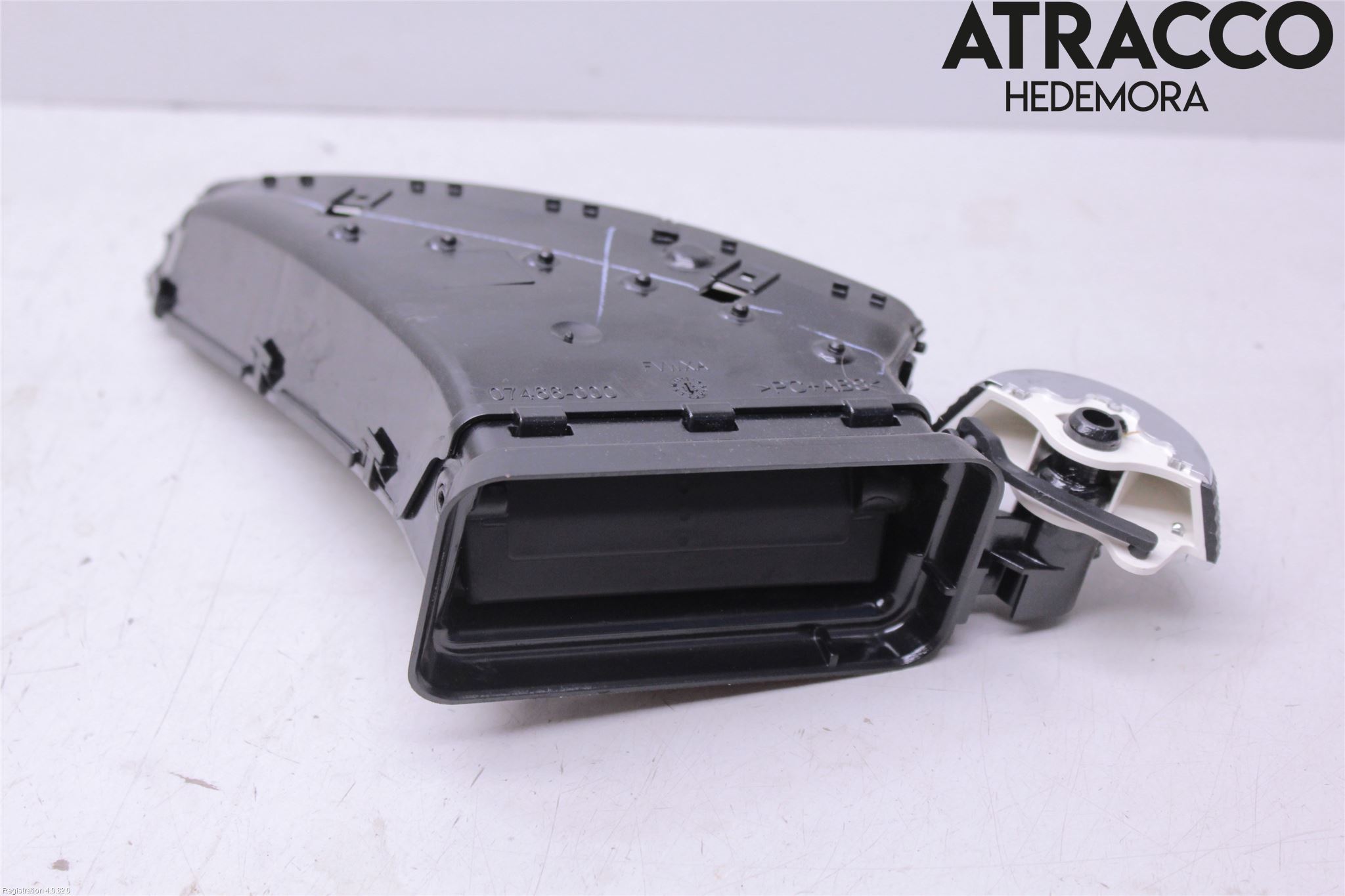 Ford KUGA 13-16 Defrosterkanal-Munstycke