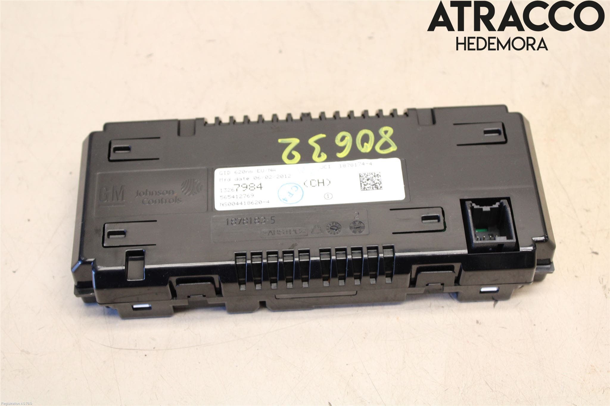 Opel ASTRA J 10-15 Bildskärm