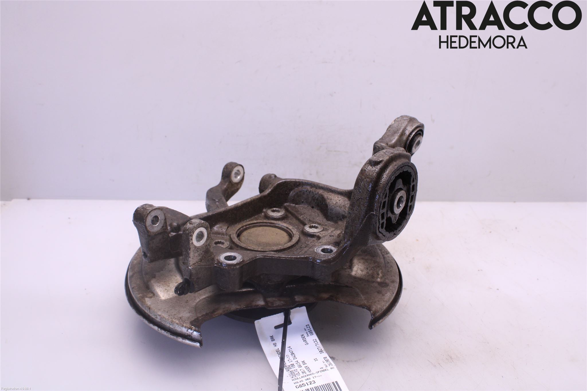 Volvo V90 17->> Hjullagerhus-Spindel Hö B