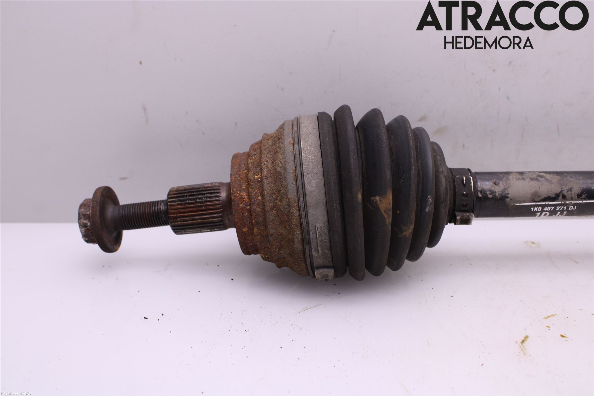 Volkswagen VW GOLF VI 09-13 Drivaxel Fram Vänster