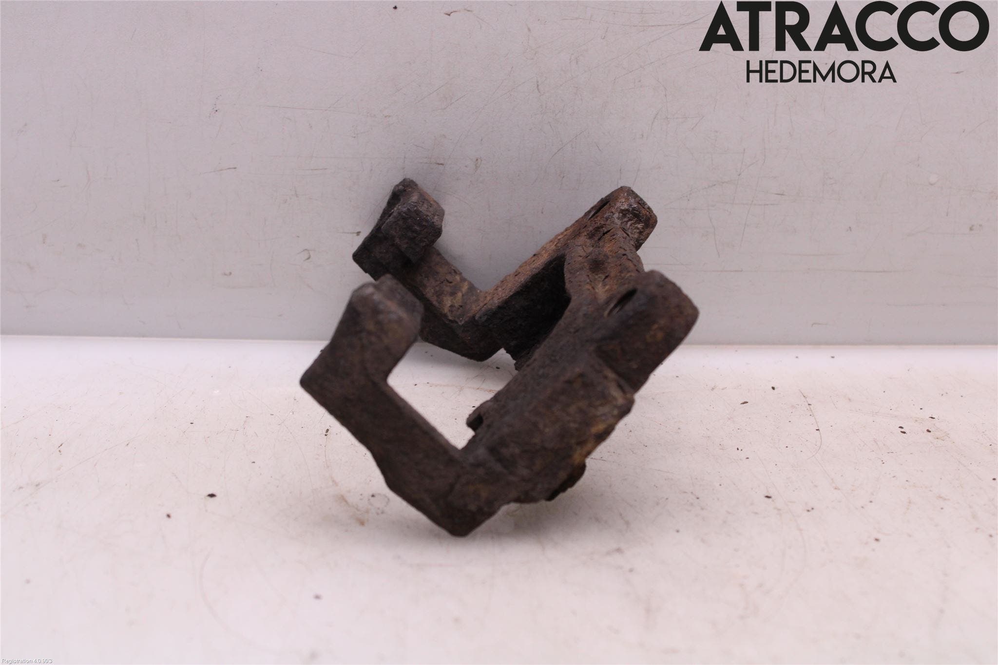 Volvo V70 08-13 Bromsokshållare