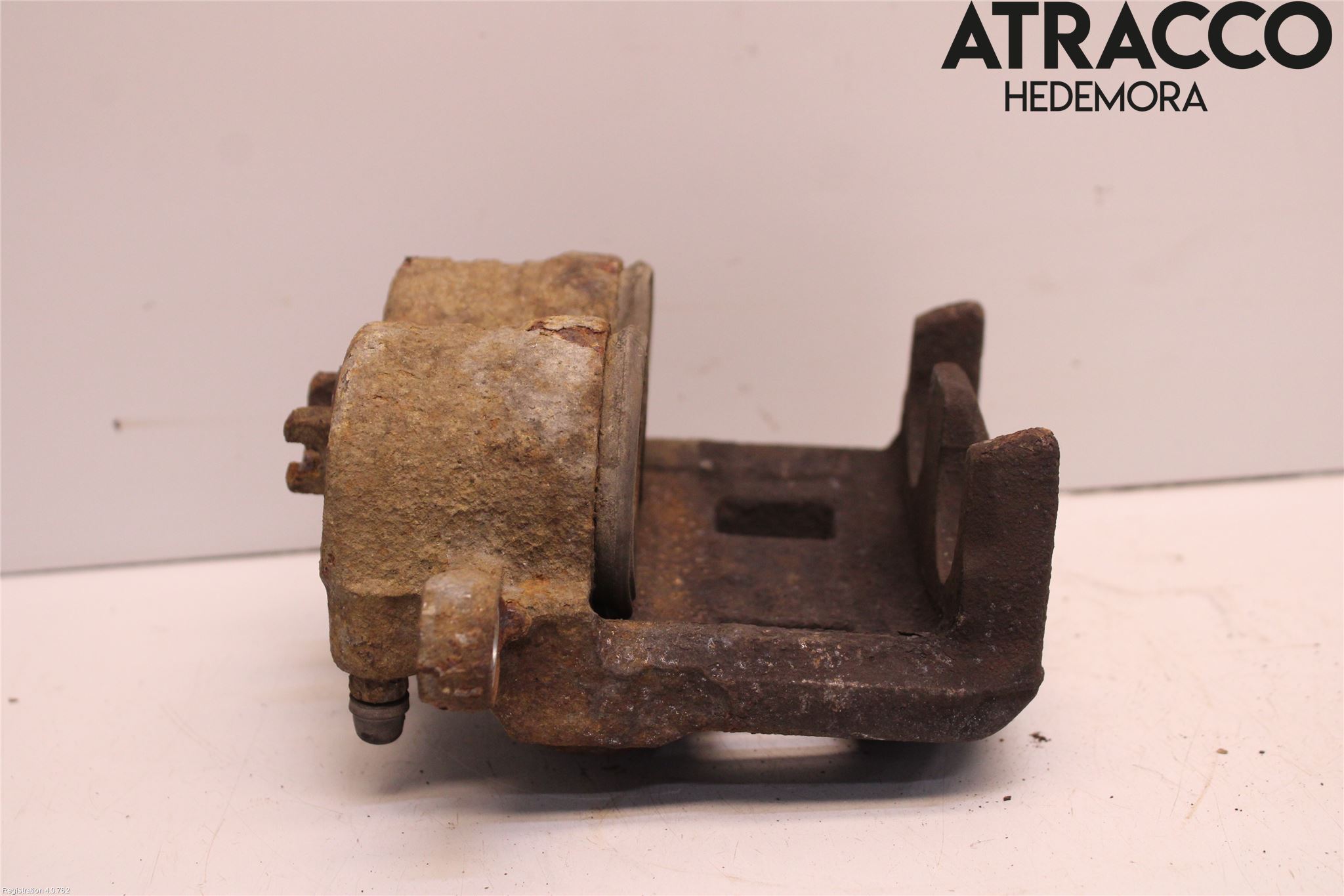 Subaru LEGACY 10-14 Bromsok Fram Höger