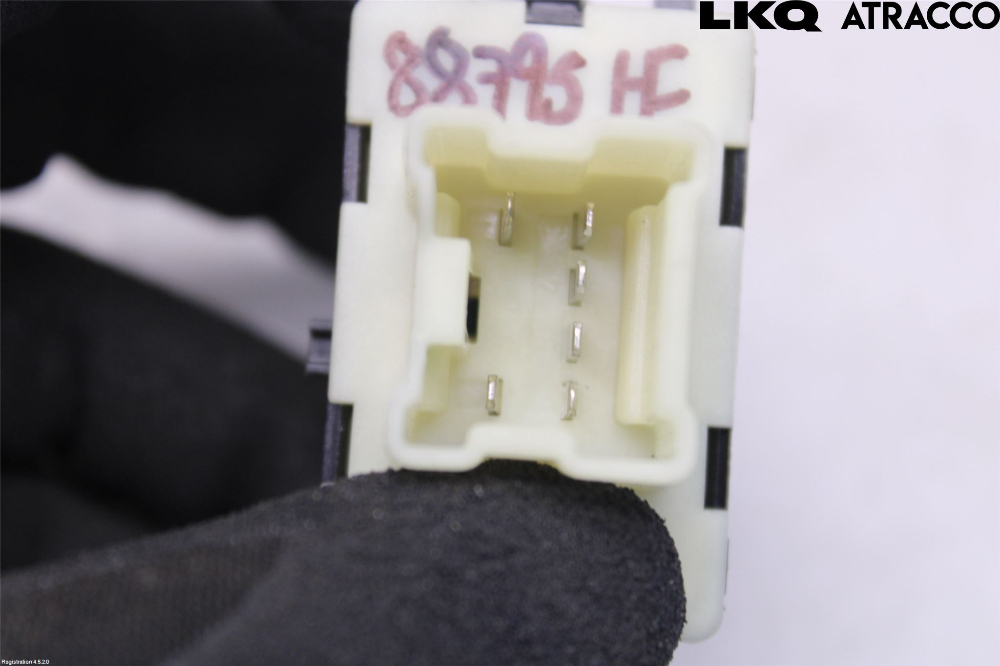 Dacia DUSTER 18-24 Strömställare Elhiss