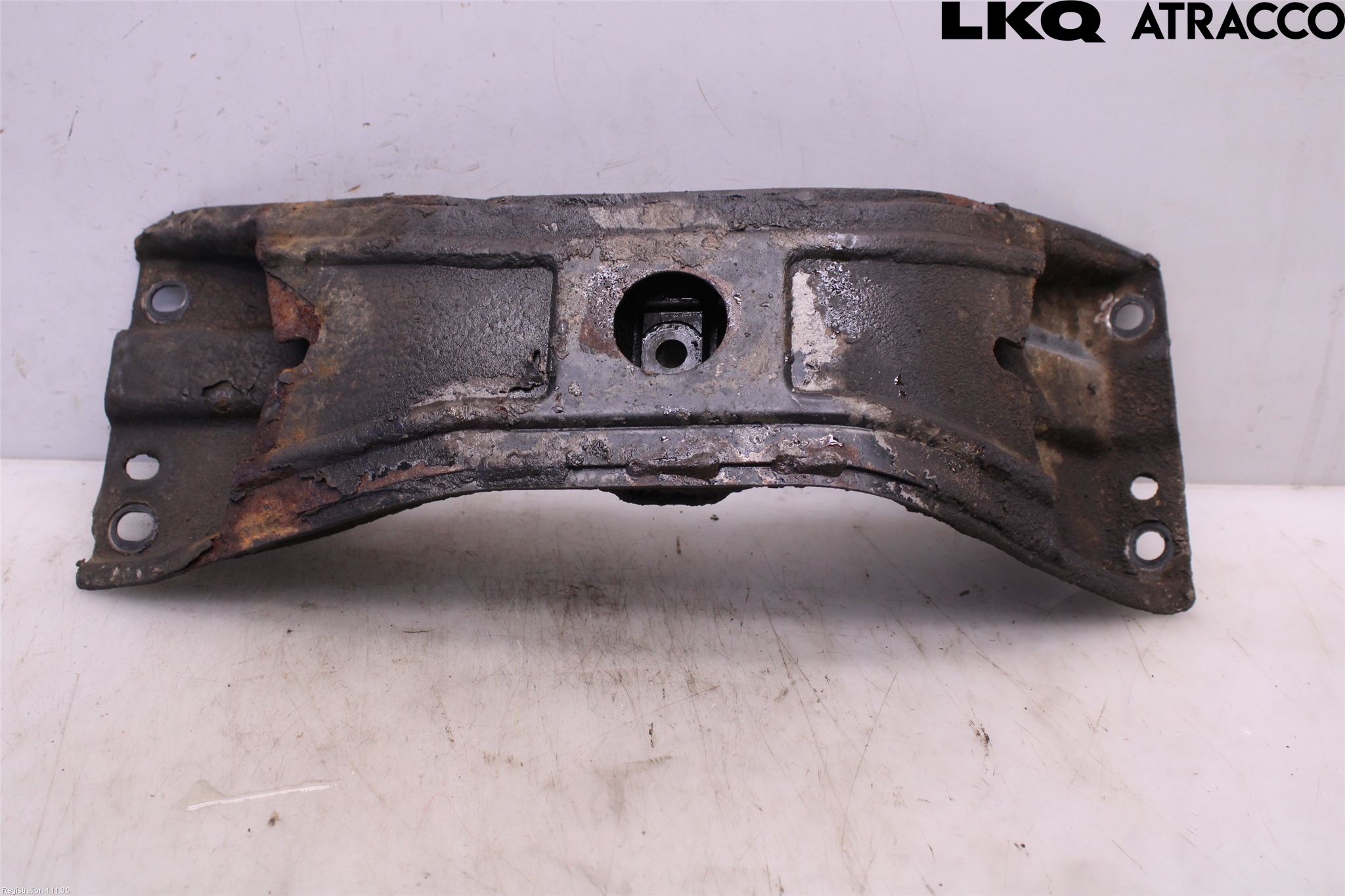 Volvo 940 91-98 Växellådsbalk