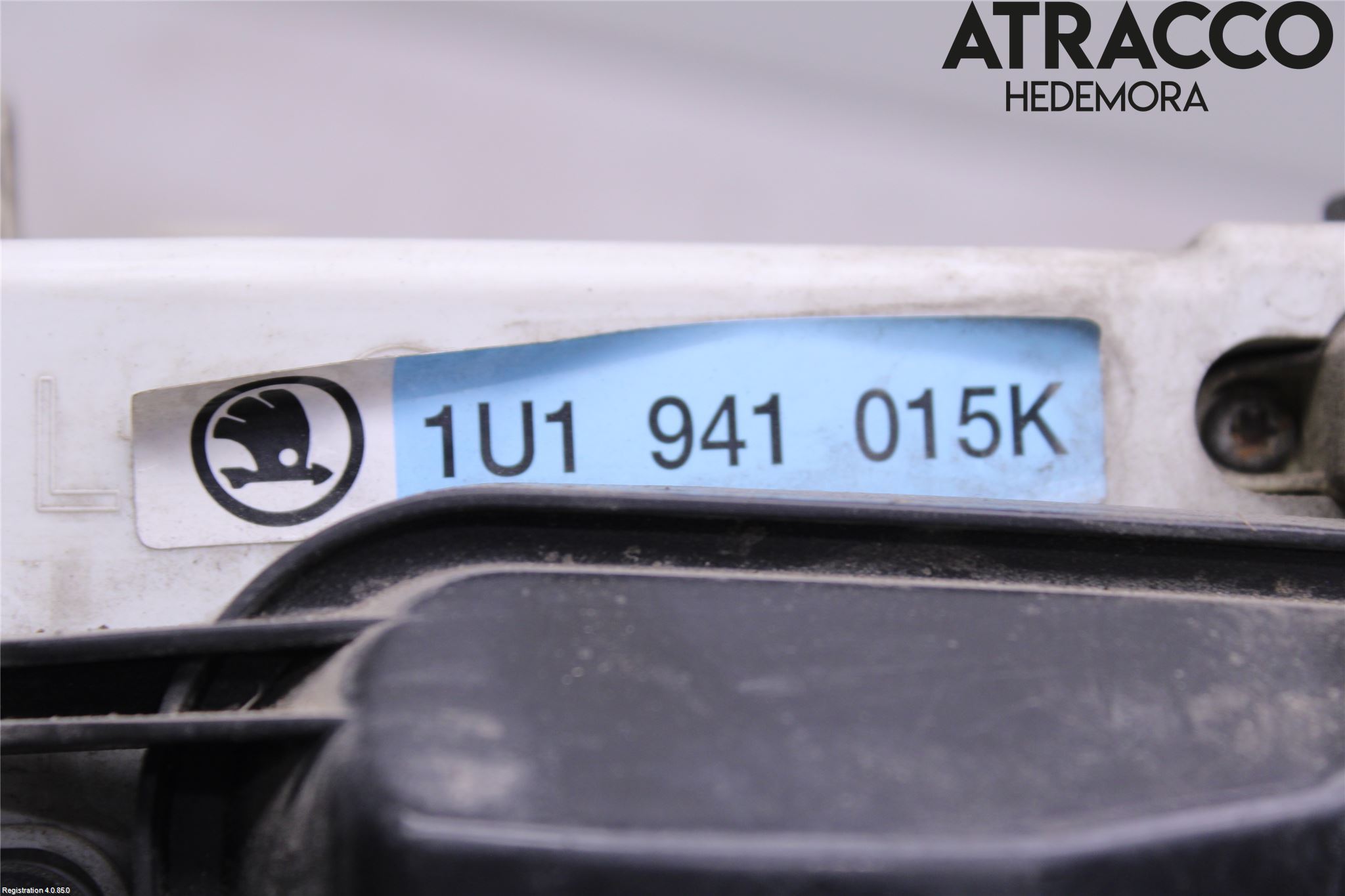 Skoda OCTAVIA (1U) 96-11 Strålkastare Vänster