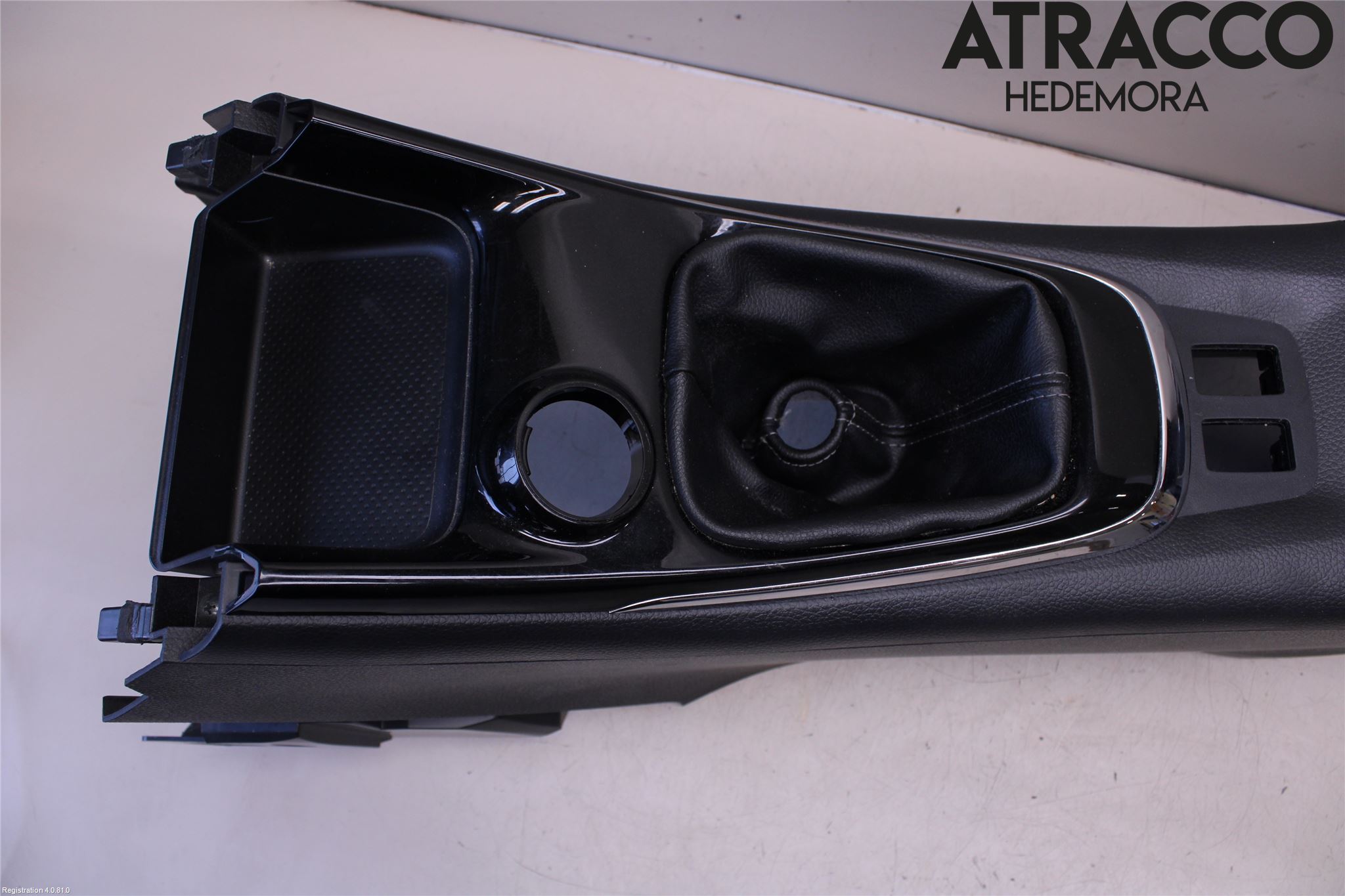 Nissan PULSAR Instrumentkonsoll Mitt