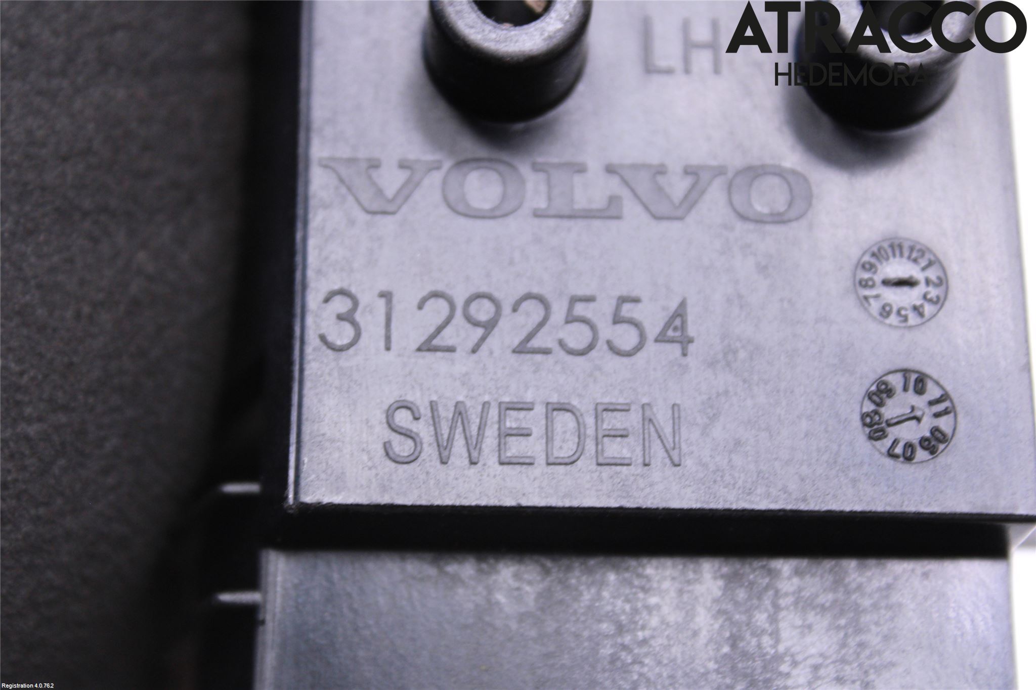 Volvo XC70 14-16 Lastförskjutningsskydd-Galler