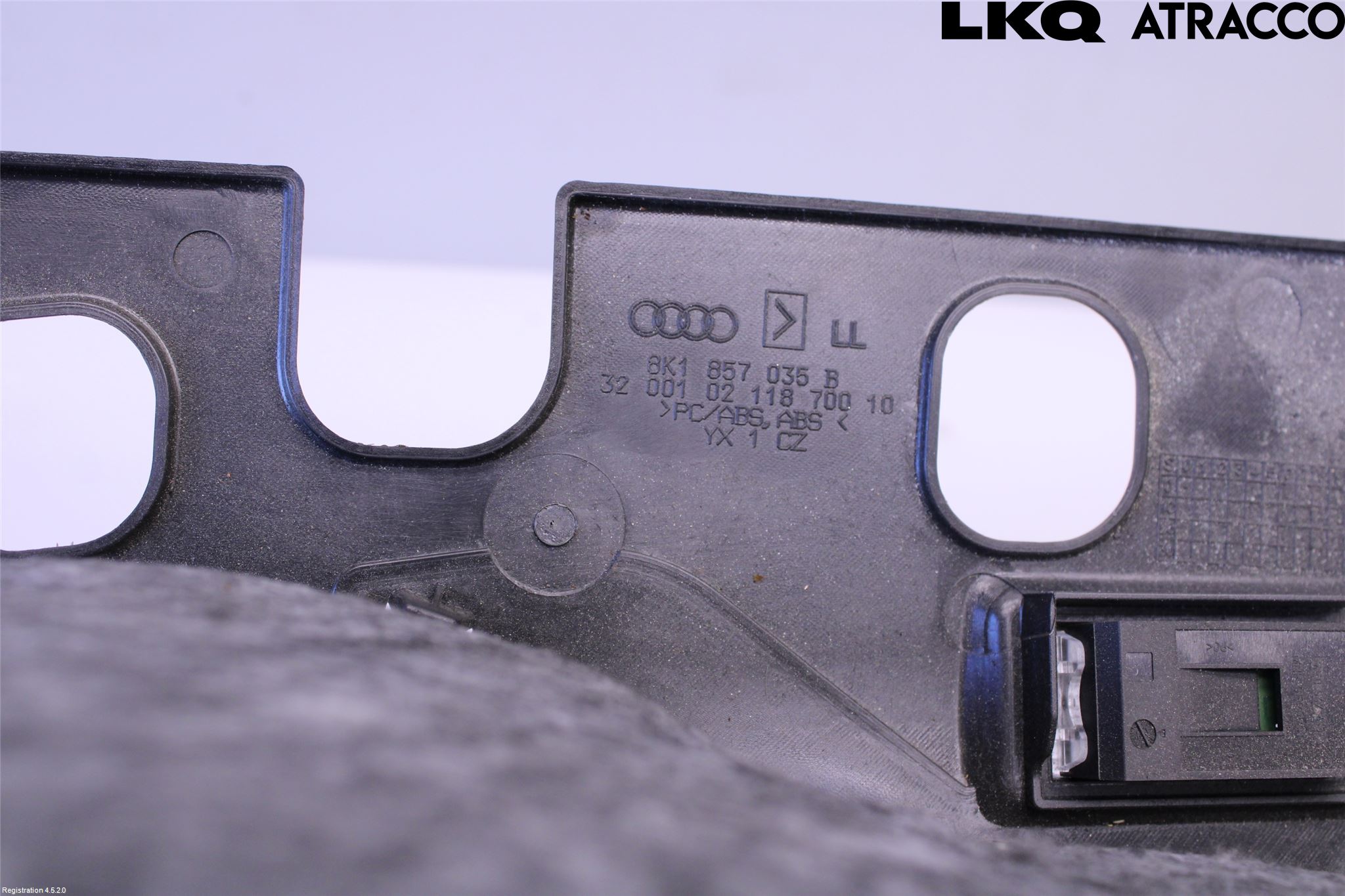 Audi A4/S4 08-11 Handskfack