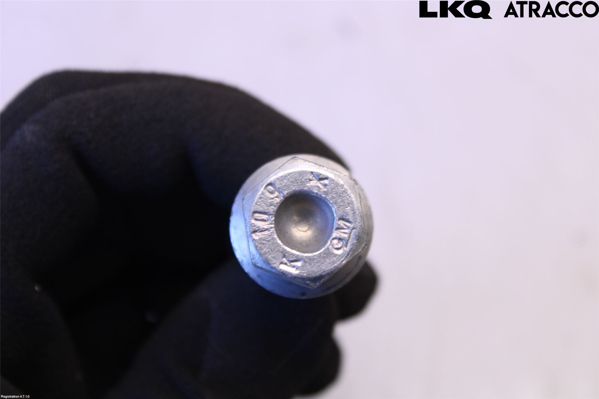 Suzuki SX4 S-CROSS 22- Hjulmutter-Bult-Sats