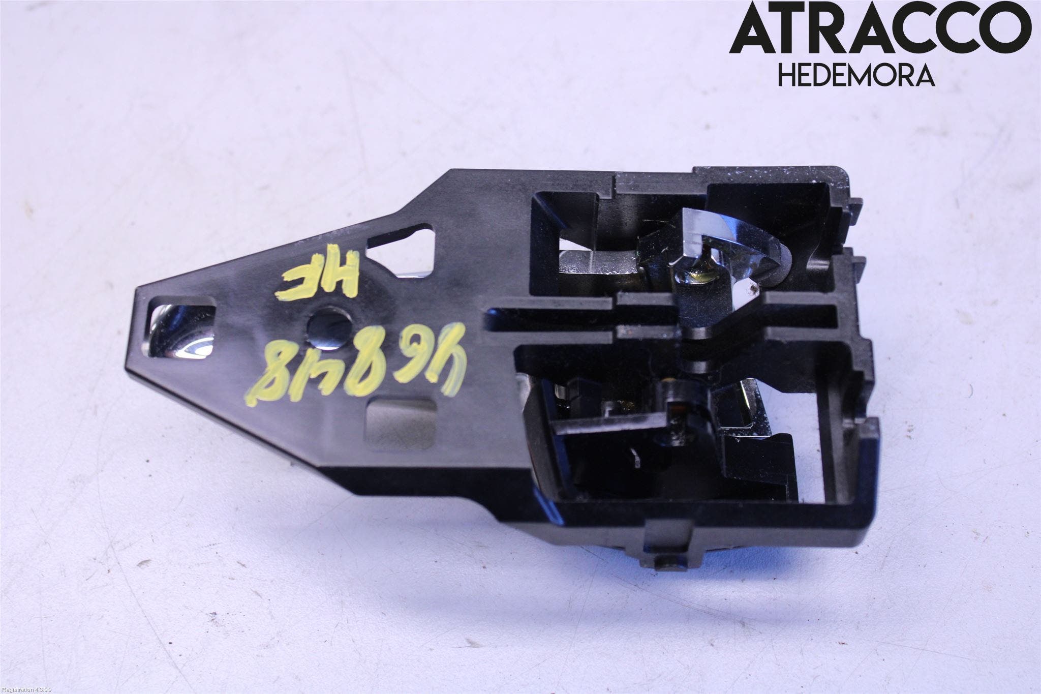 Toyota RAV4 13-18 Dörrhandtag Inre Hö