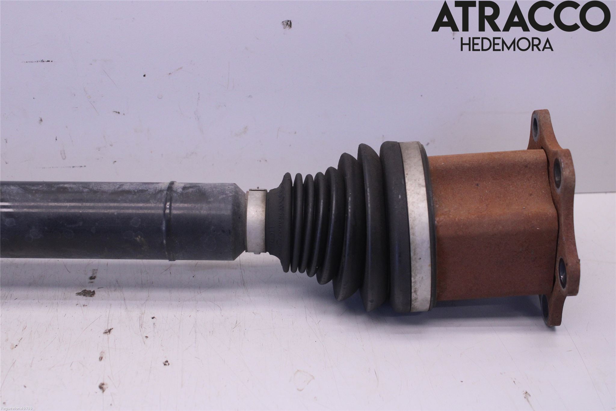 Skoda SUPERB 16-24 Drivaxel Fram Höger