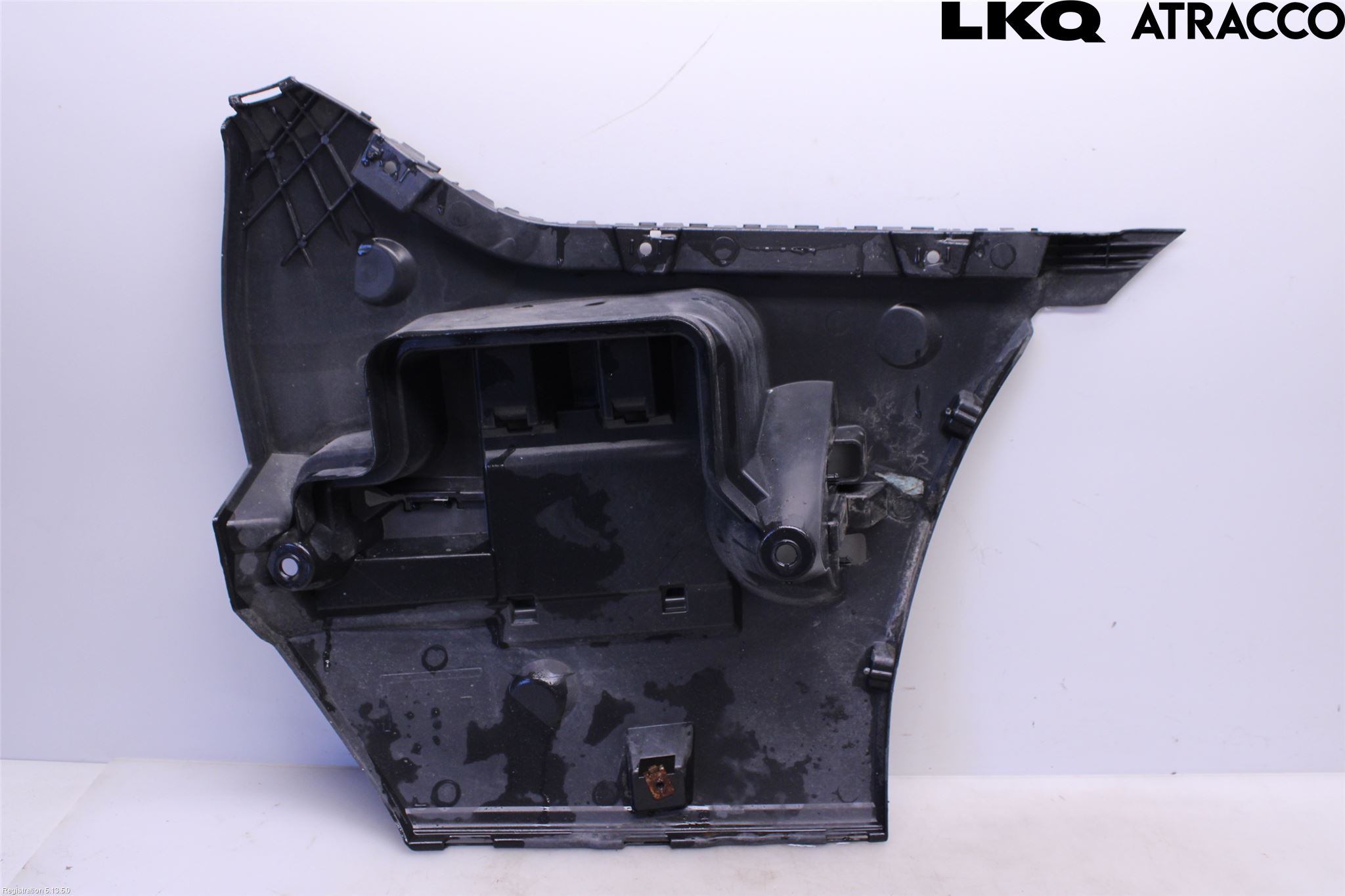 BMW 5 F10/F11/F18 09-17 Stötfångarfäste Bak Vä