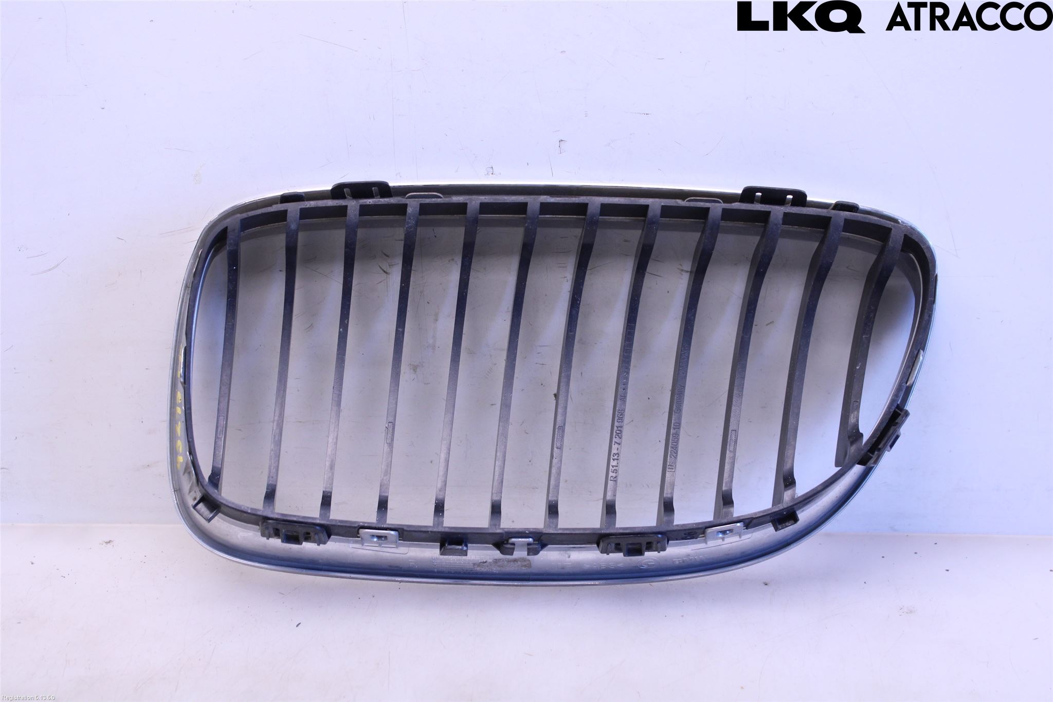 BMW 3 E90/91 SED/TOU 05-12 Grilldel Höger