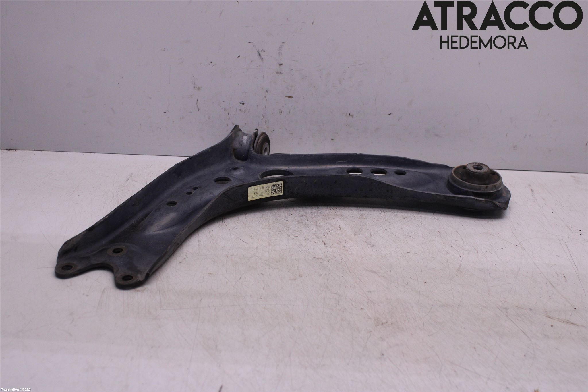 Volkswagen VW GOLF SPORTSVAN 15-20 Bärarm Fram Undre Hö