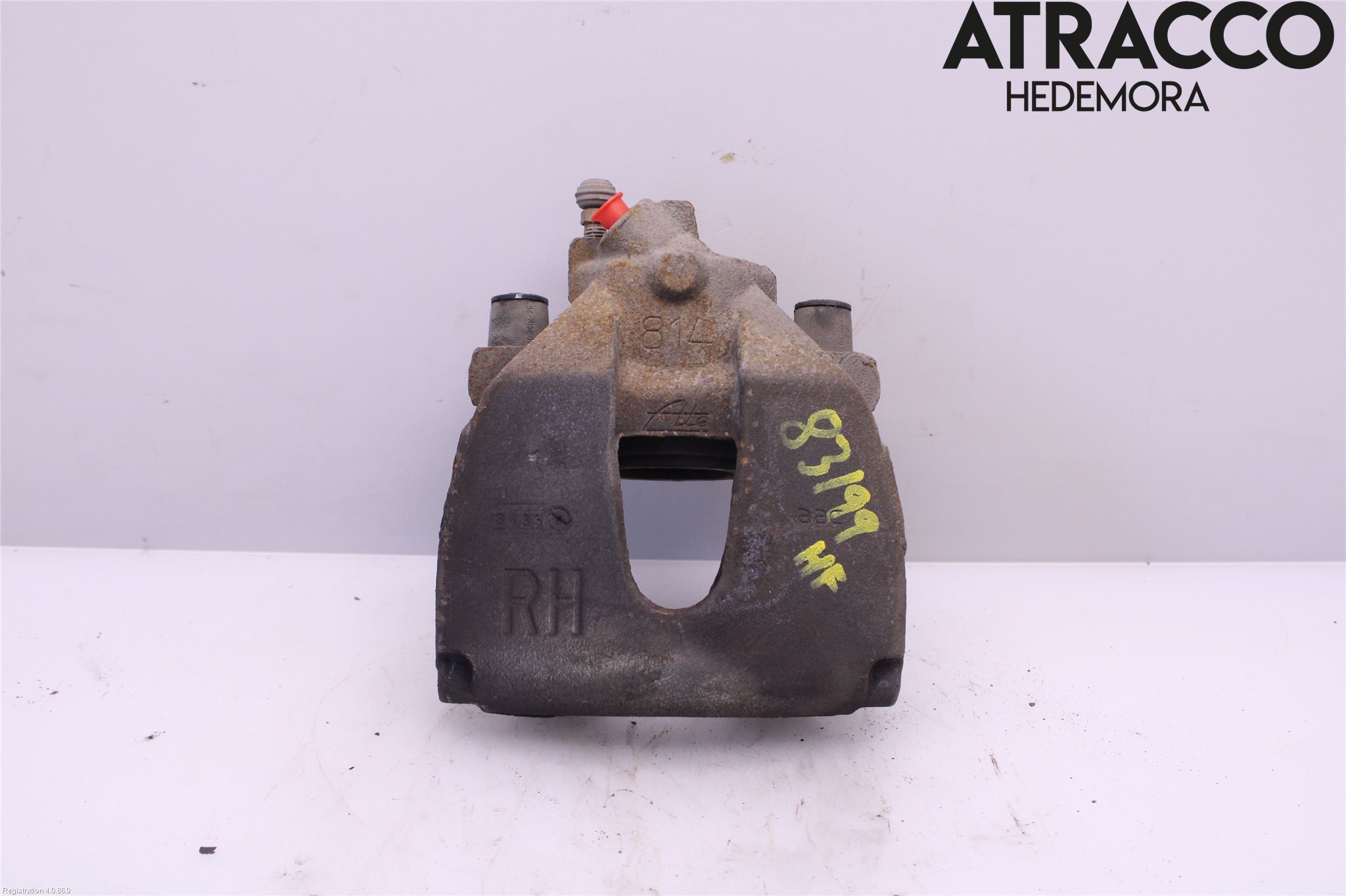 Ford FOCUS     04-07 Bromsok Fram Höger