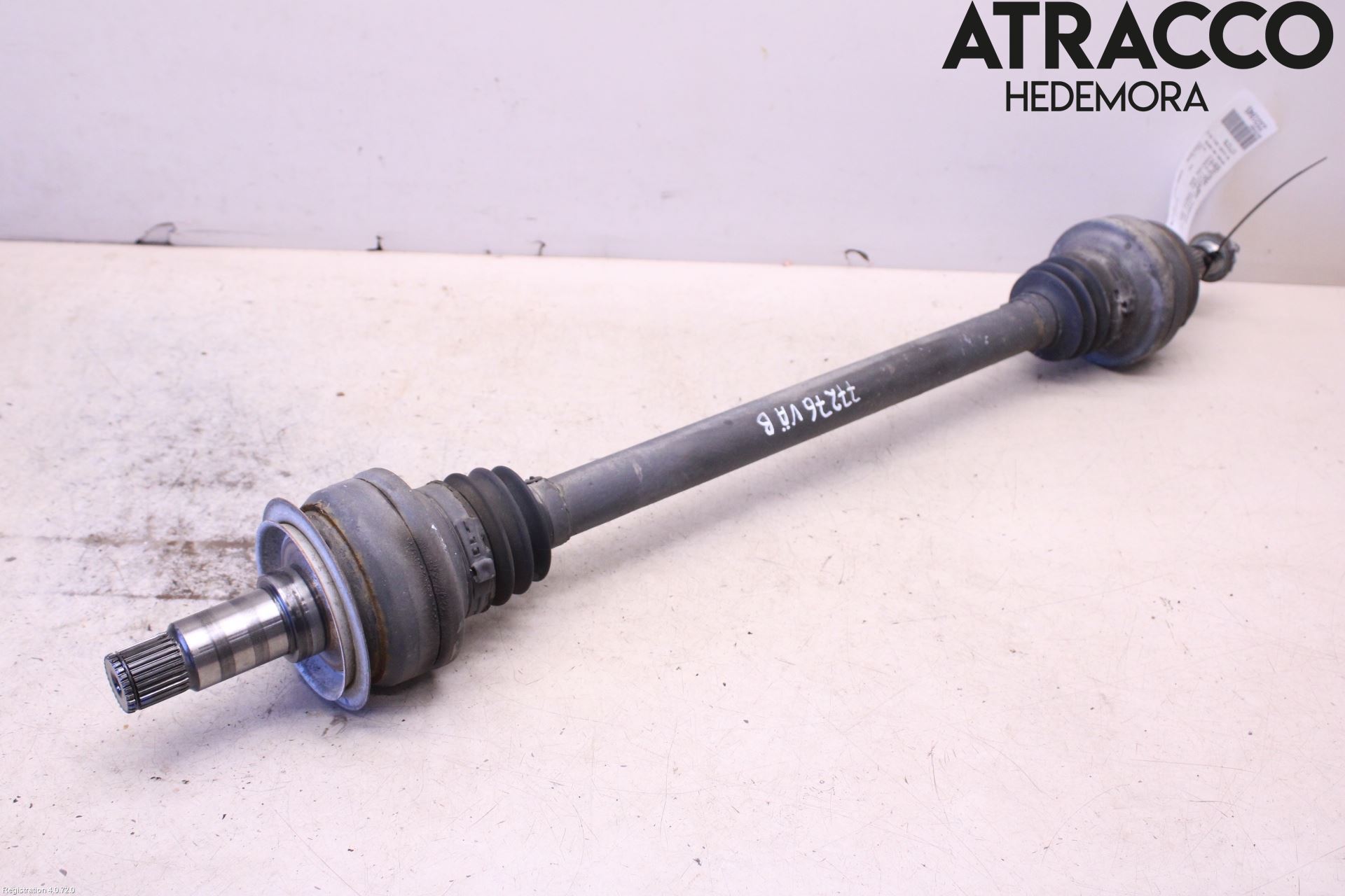 Mercedes-Benz MB S-KLASS (W221) 05-13 Drivaxel Bak Vänster
