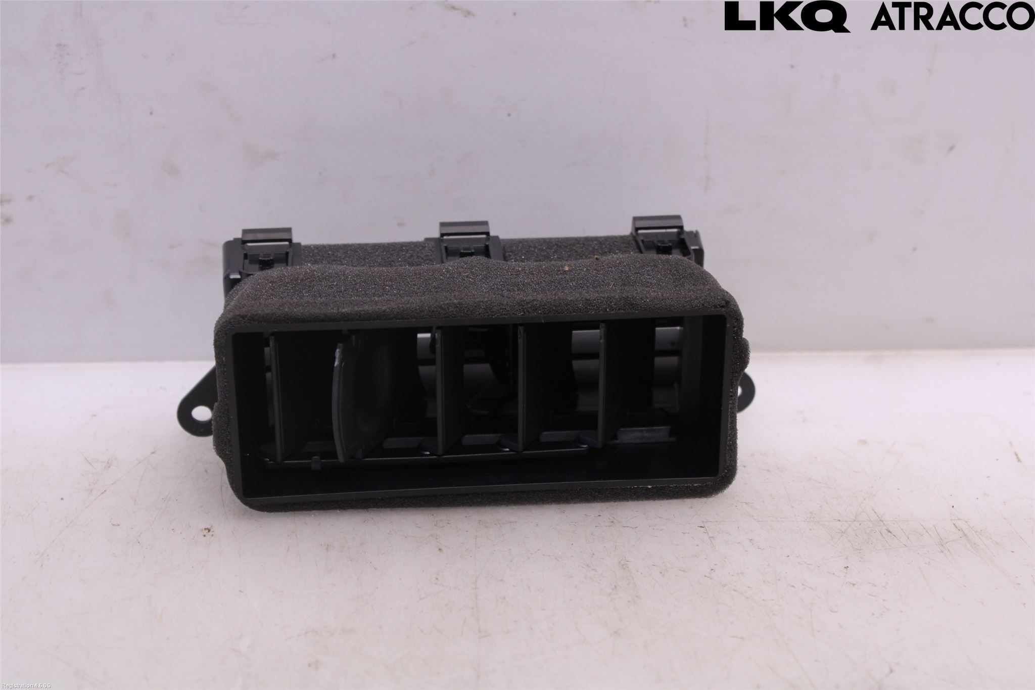 Mazda CX-30 20- Defrosterkanal-Munstycke