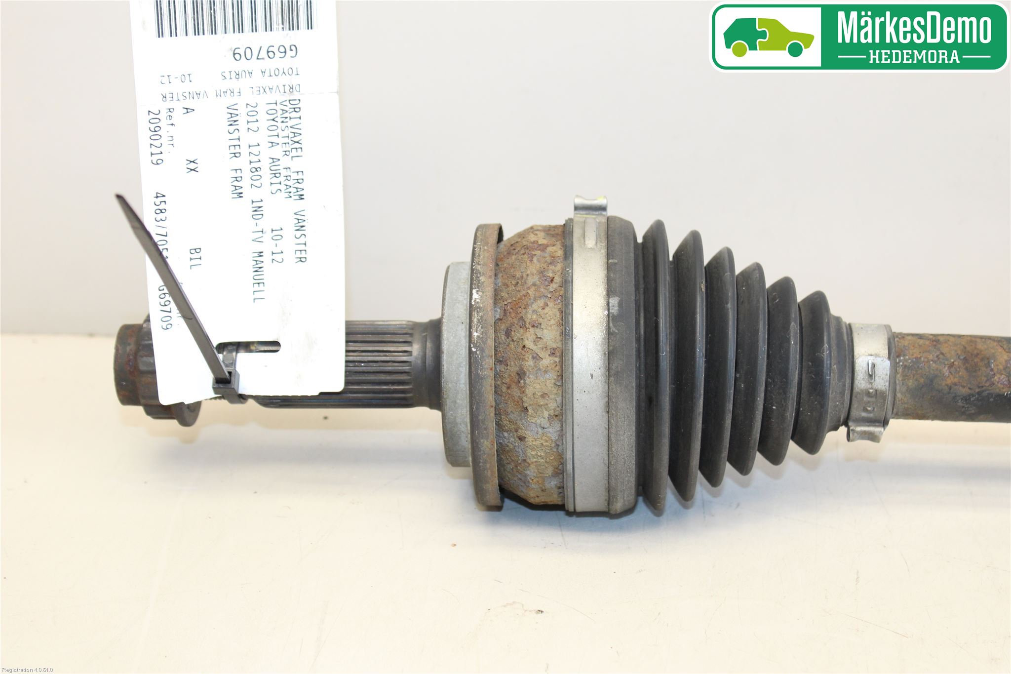 Toyota AURIS 10-12 Drivaxel Fram Vänster