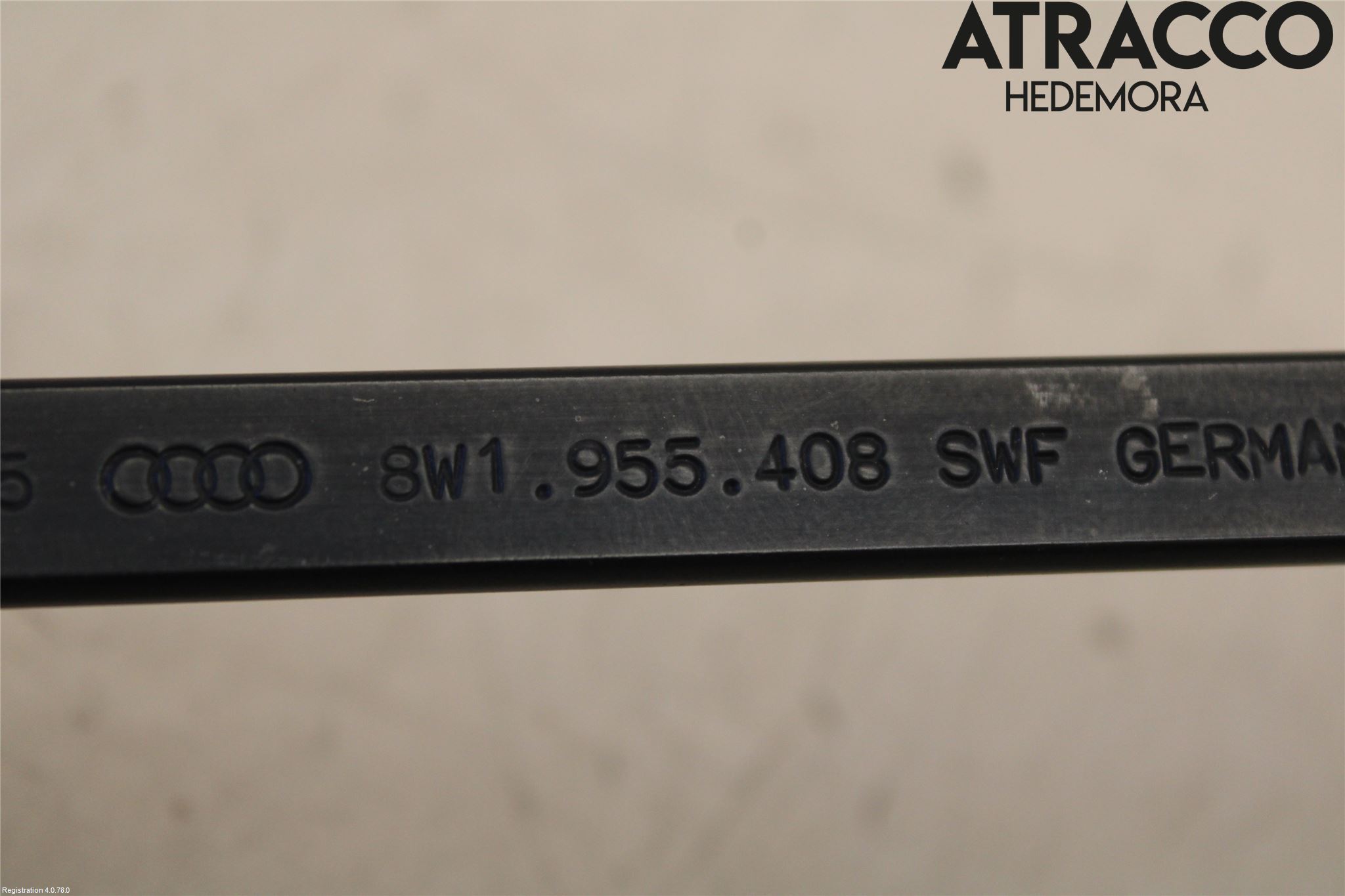 Audi A4/S4 B9 16-19 Torkararm Armar Vindruta