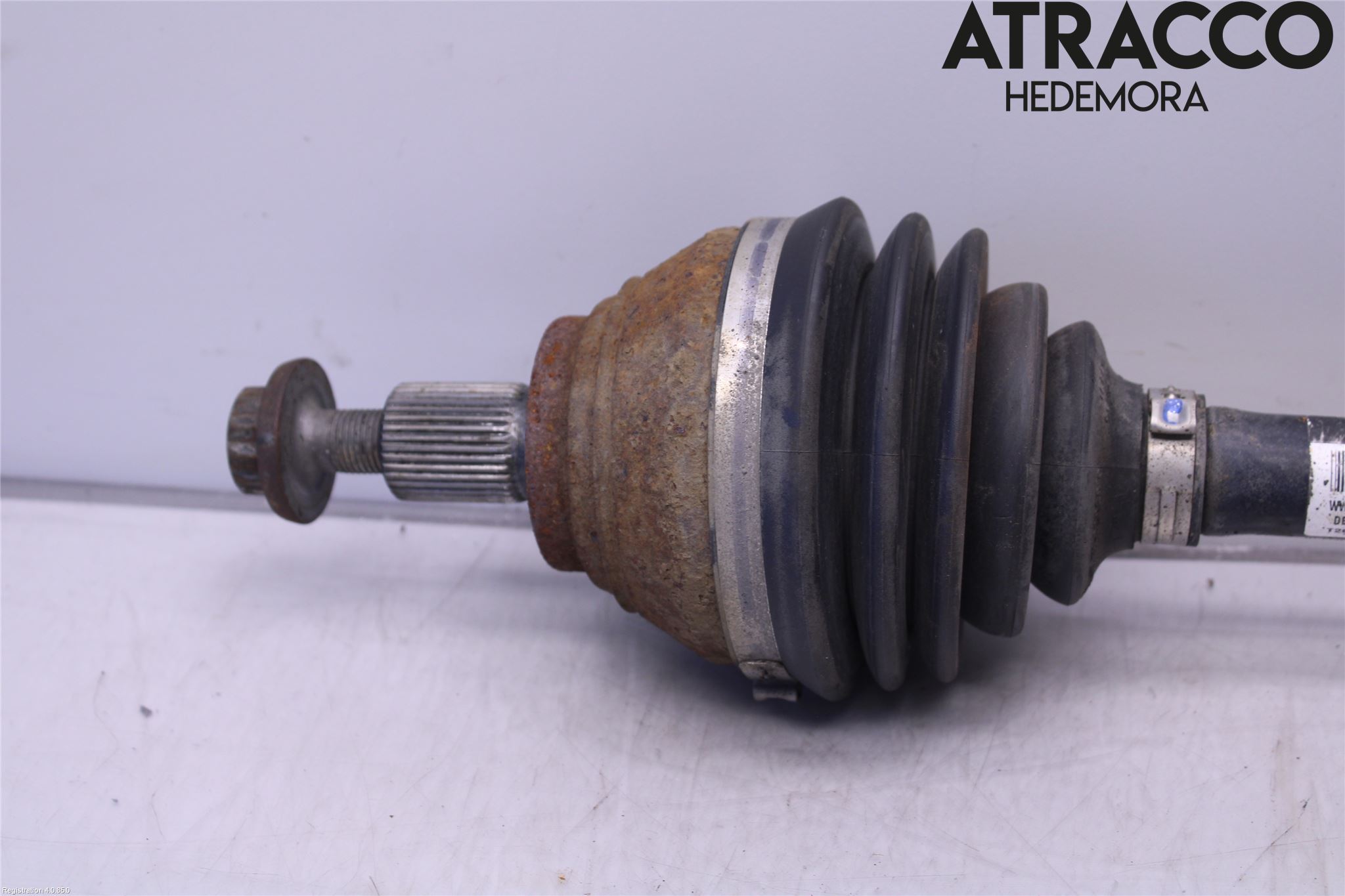 Audi Q3 8U 12-18 Drivaxel Fram Vänster