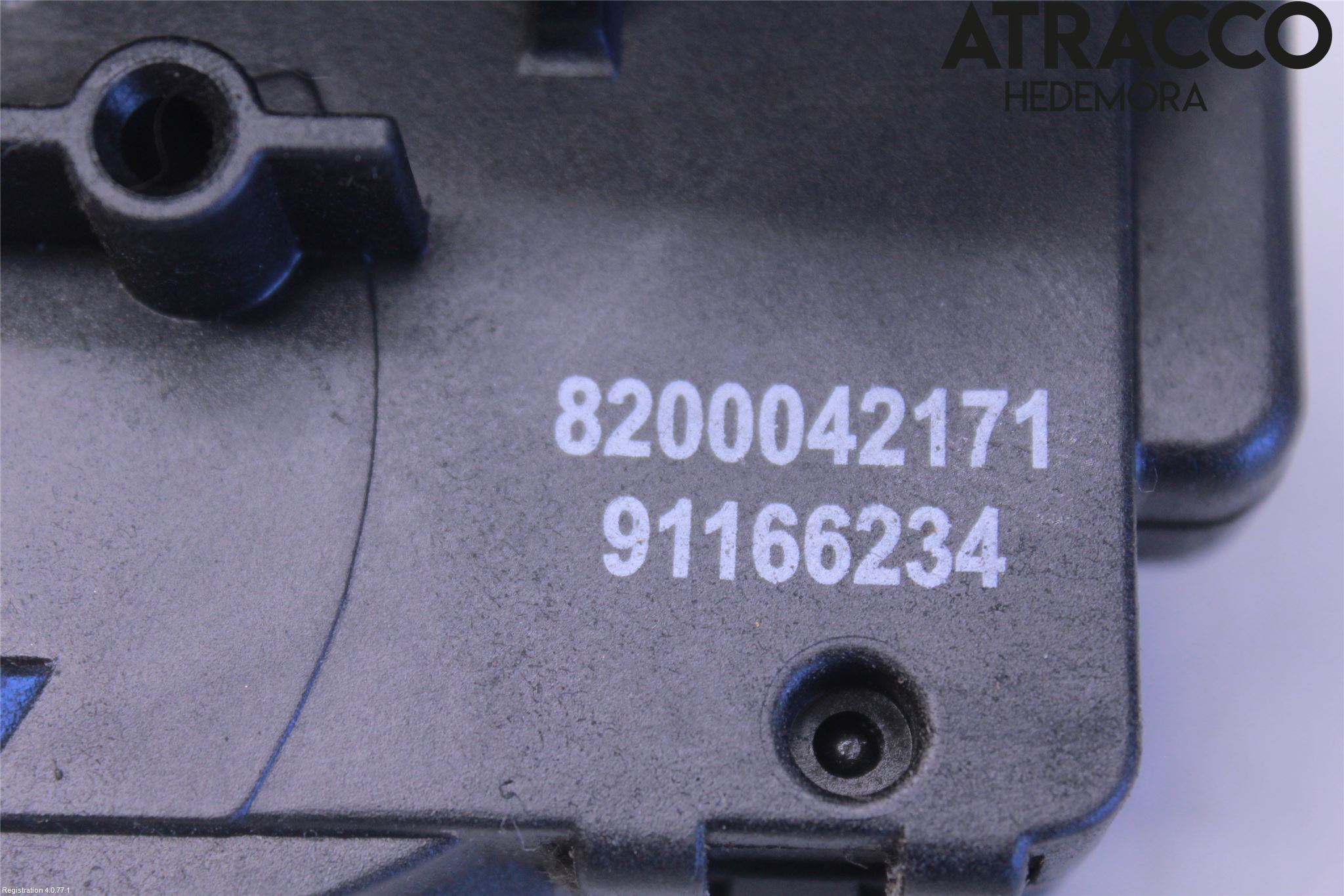 Opel VIVARO 01-14 Låskista-Dörrlås